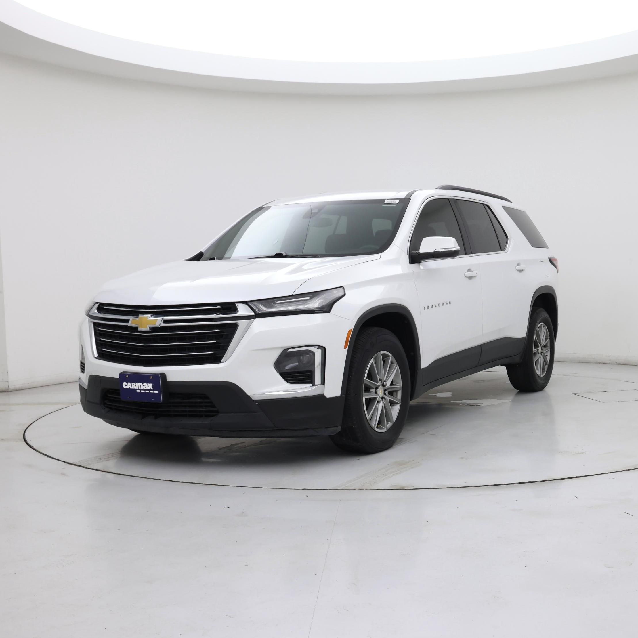 Thumbnail: 2023 Chevrolet Traverse - 4