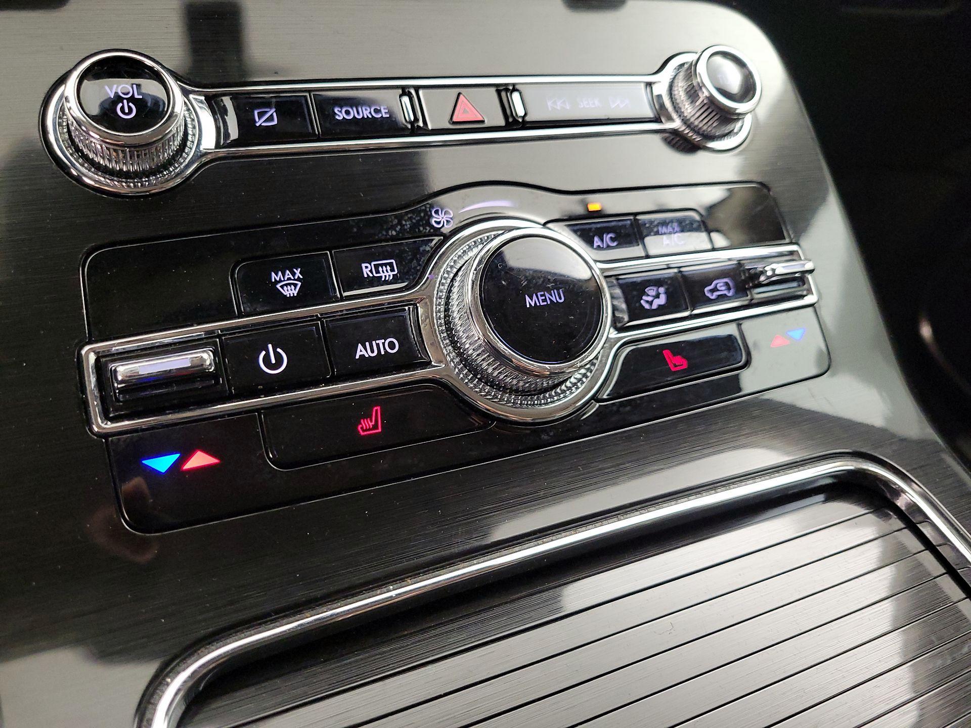 Thumbnail: 2022 Lincoln Nautilus - 17