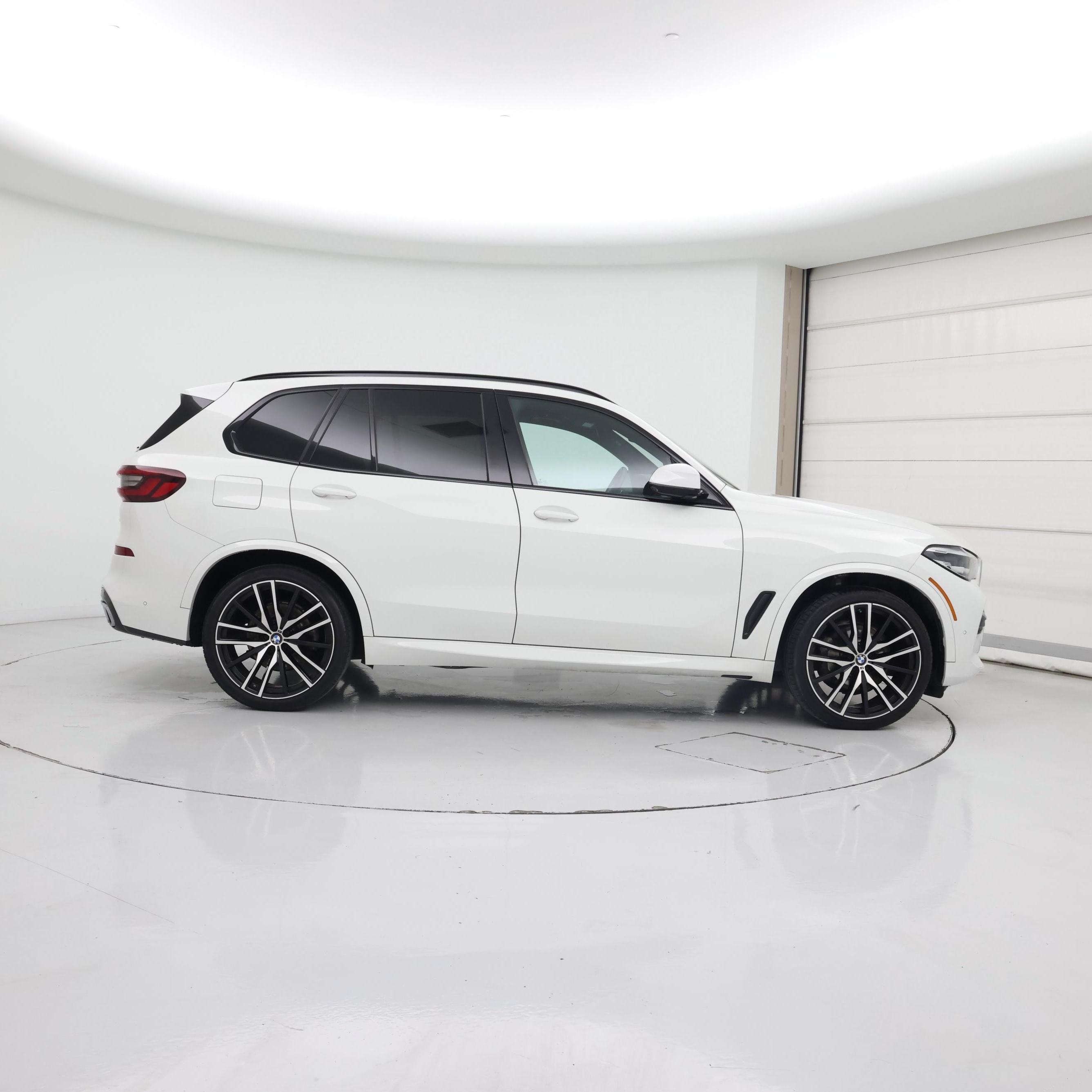 Thumbnail: 2021 BMW X5 - 7