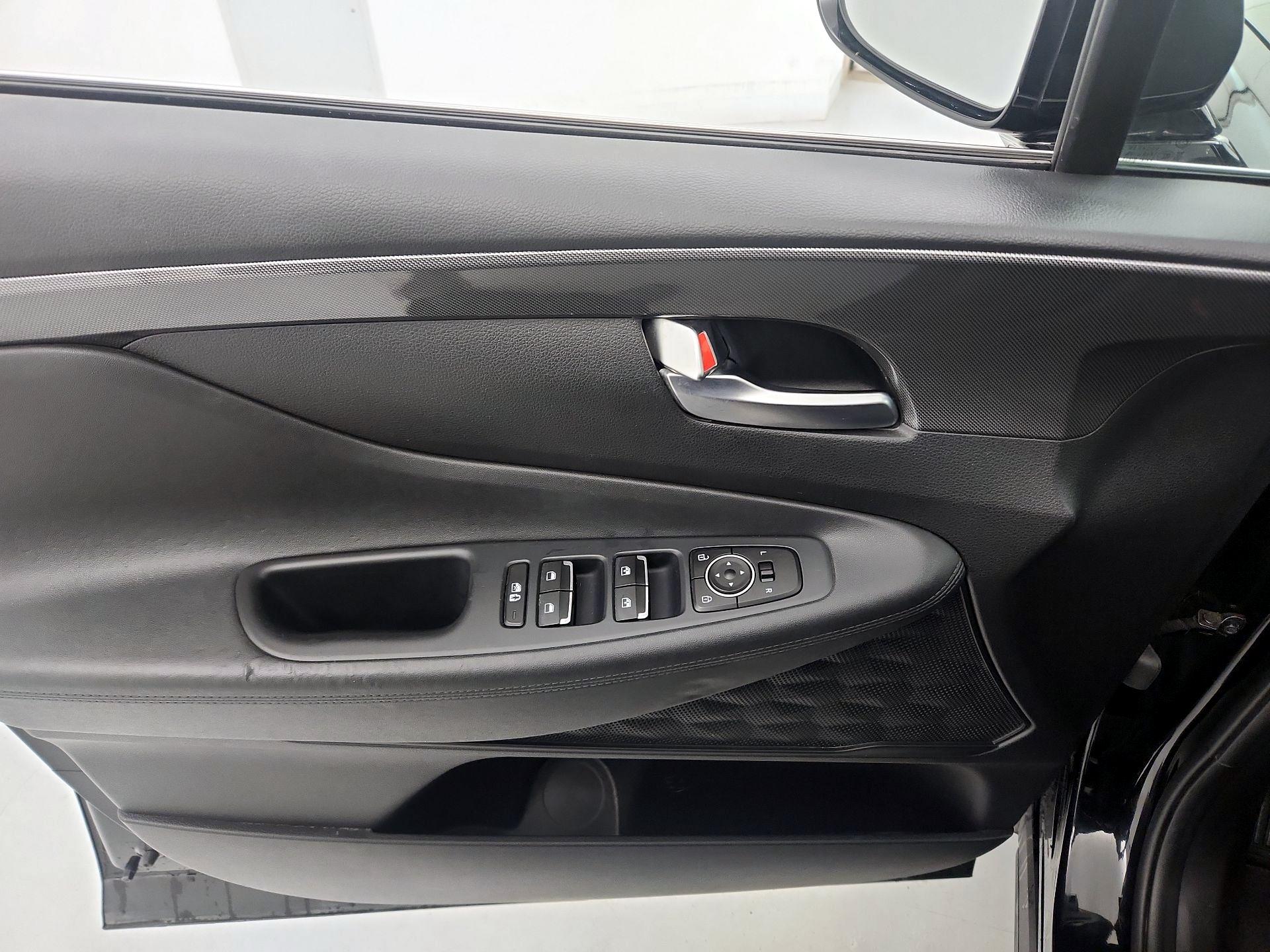 Thumbnail: 2023 Hyundai Santa Fe - 12