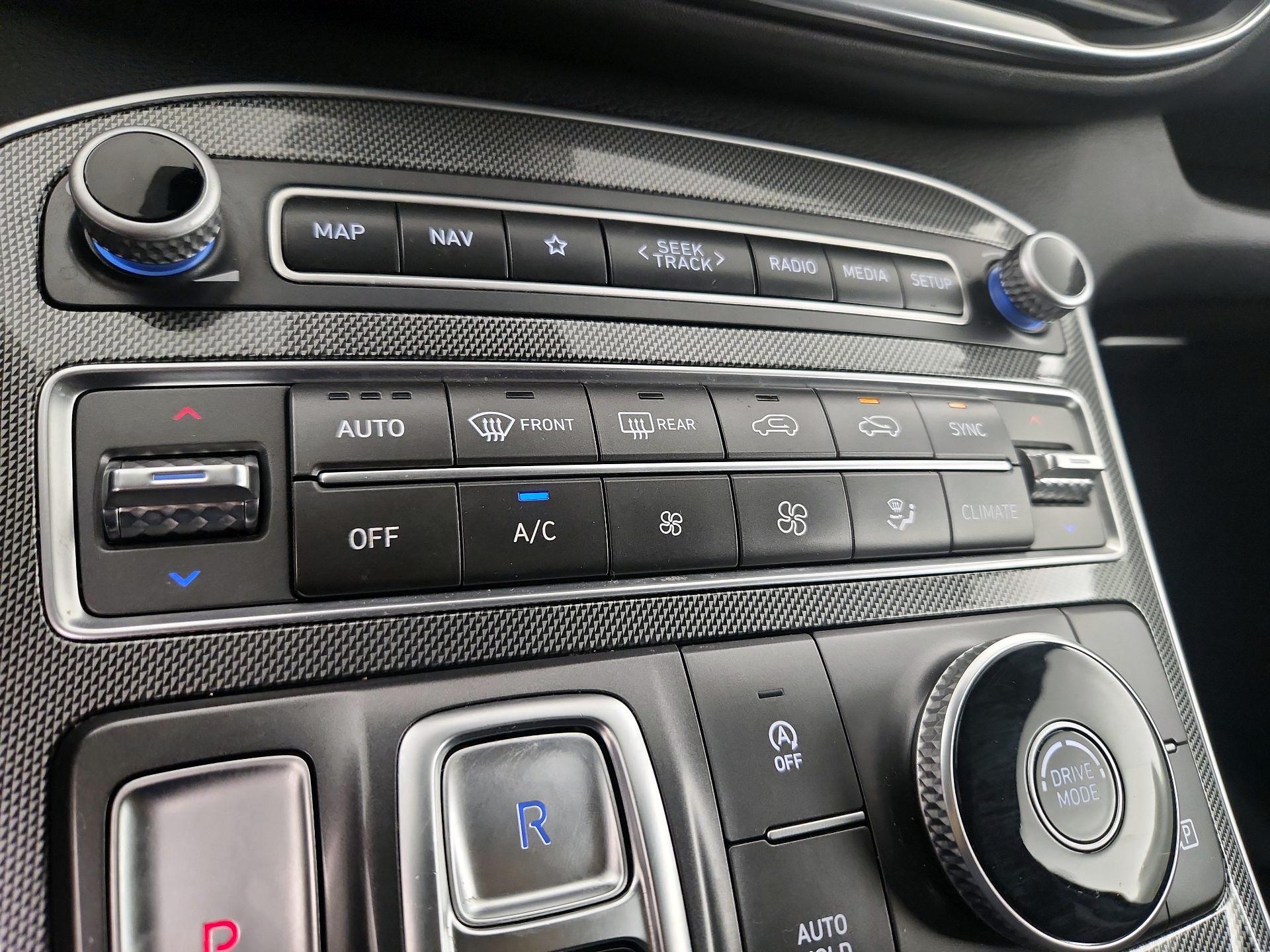 Thumbnail: 2023 Hyundai Santa Fe - 17