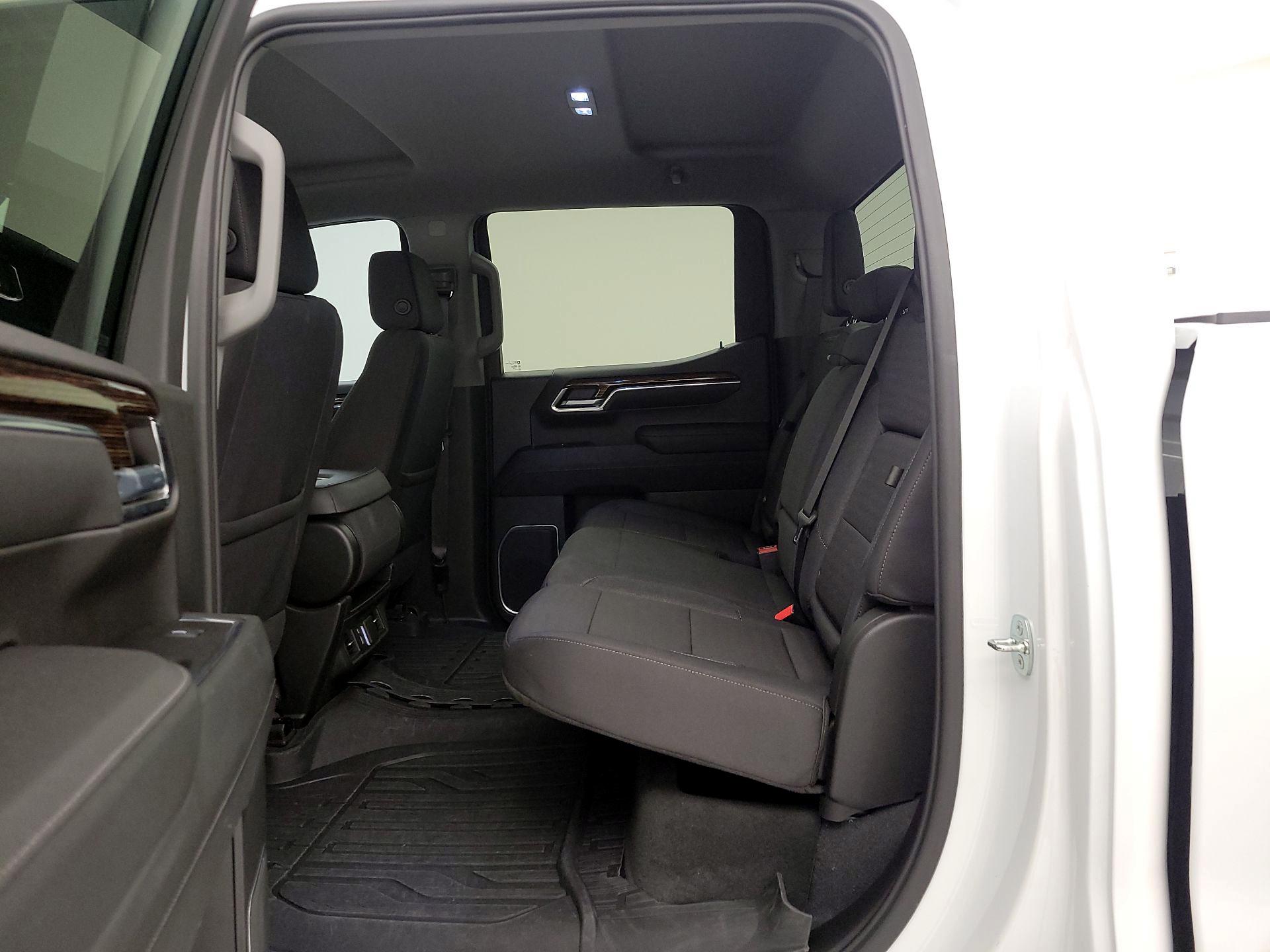 Thumbnail: 2023 GMC Sierra 1500 - 17