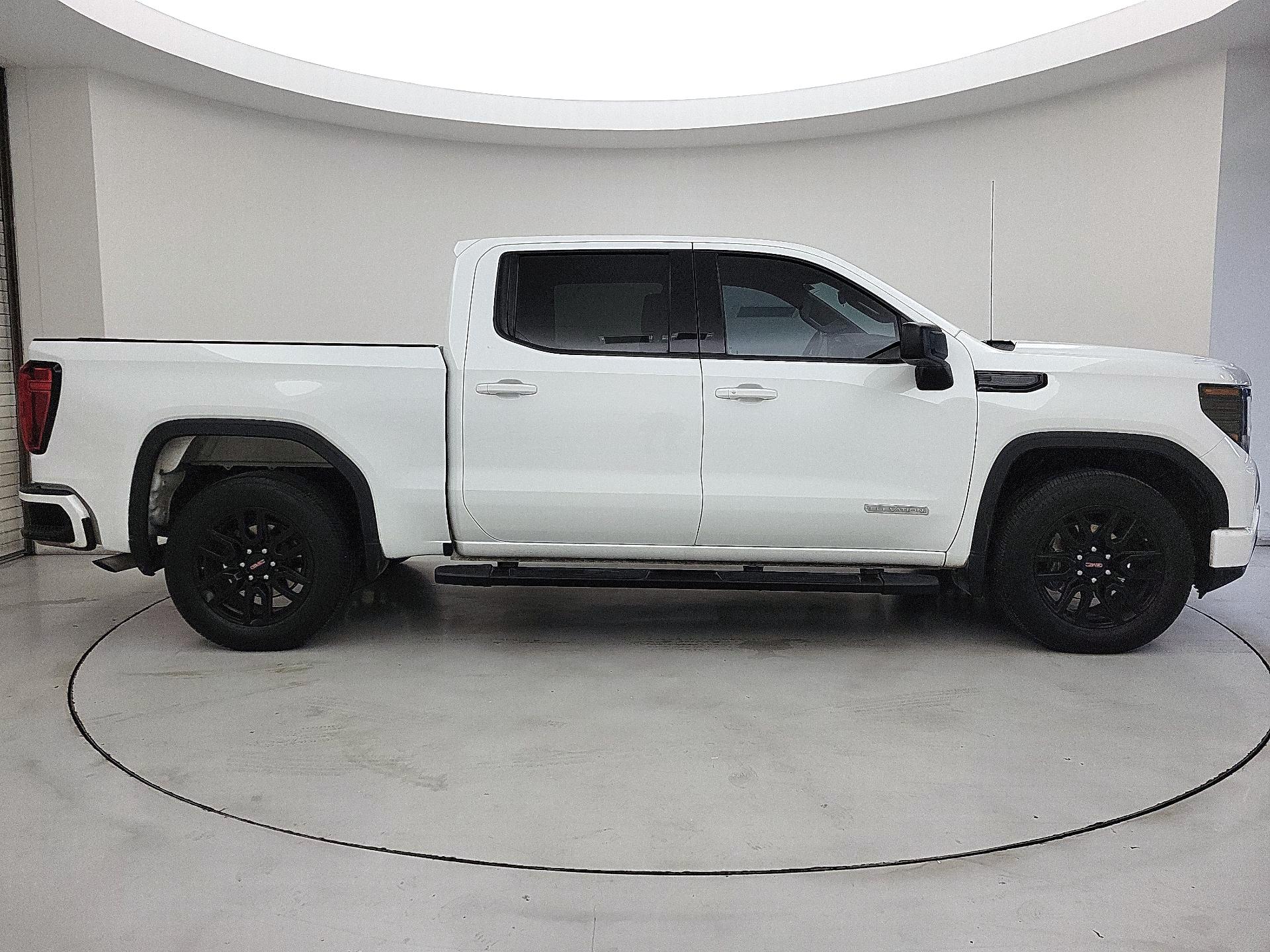 Thumbnail: 2023 GMC Sierra 1500 - 4