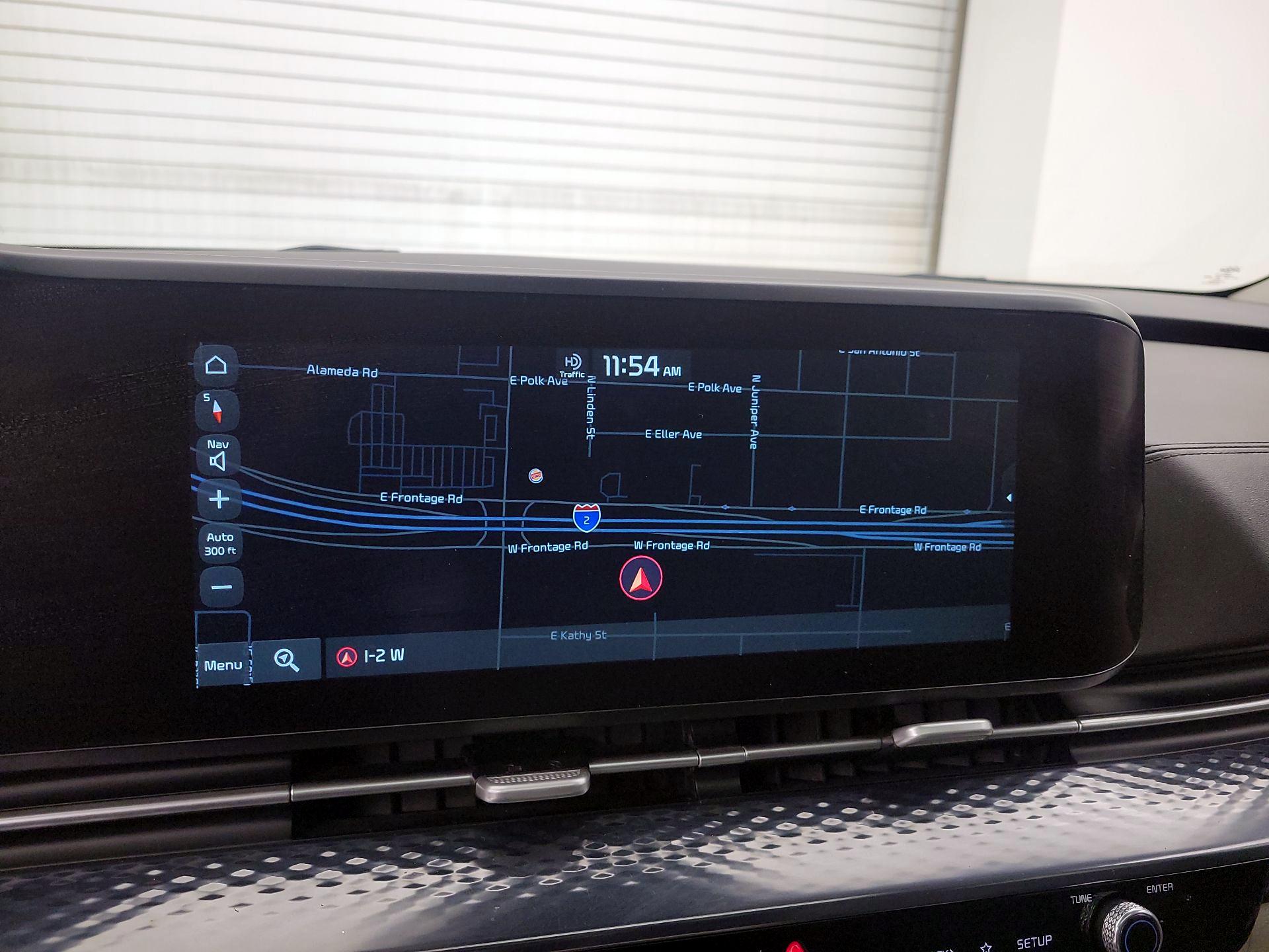 Thumbnail: 2022 Kia Carnival - 12