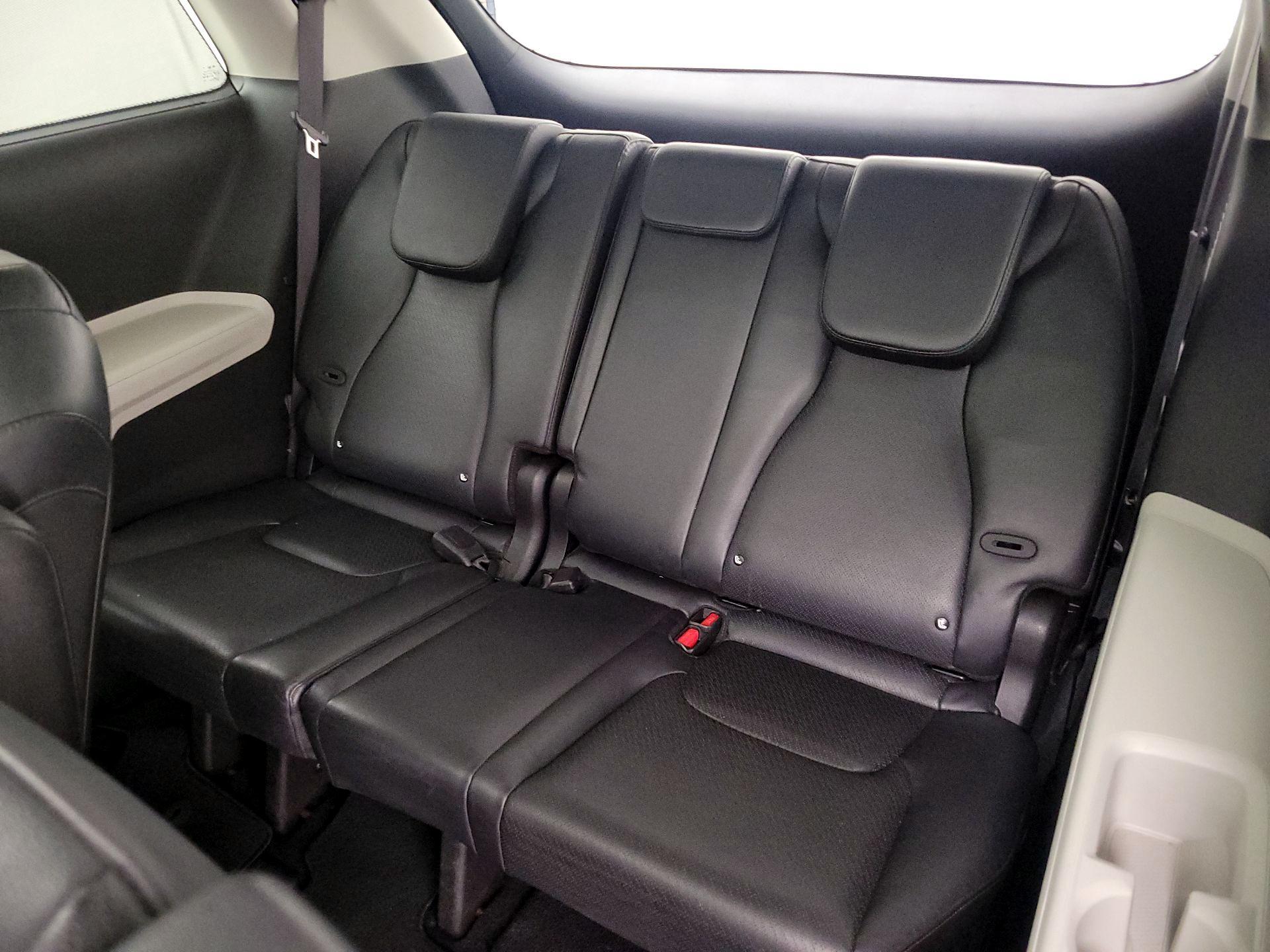 Thumbnail: 2022 Kia Carnival - 20