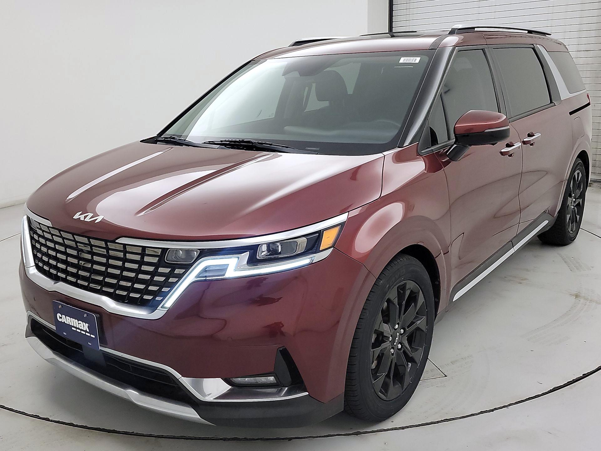 Thumbnail: 2022 Kia Carnival - 3