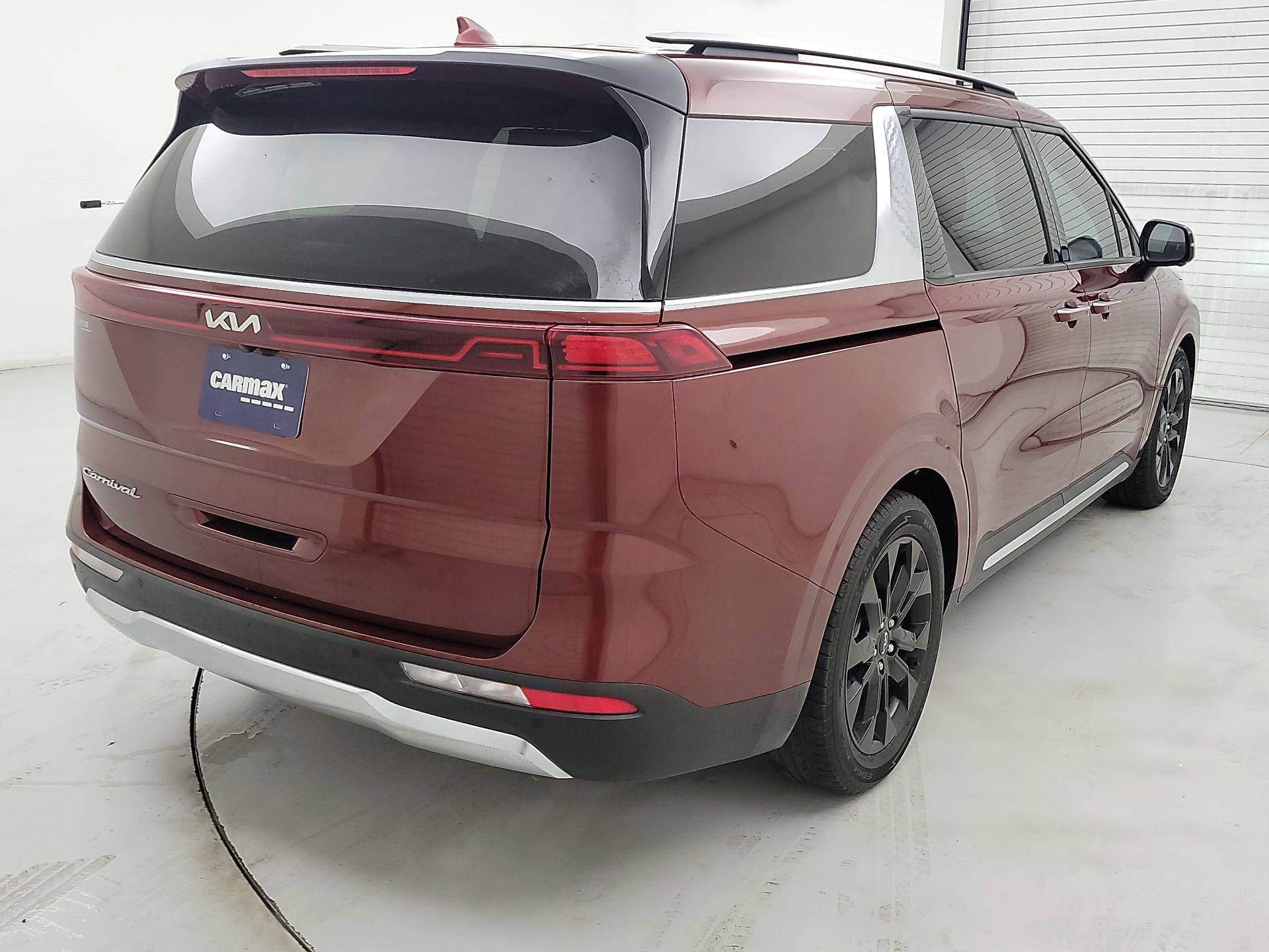 Thumbnail: 2022 Kia Carnival - 5