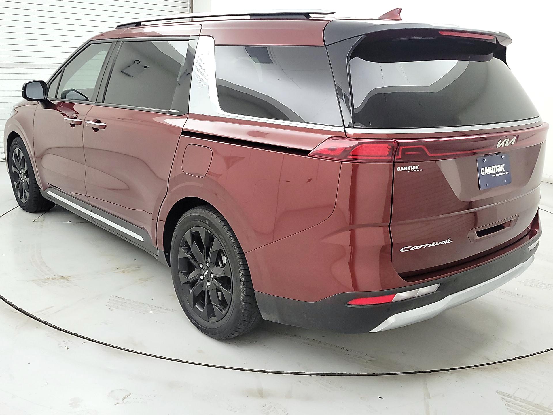 Thumbnail: 2022 Kia Carnival - 7