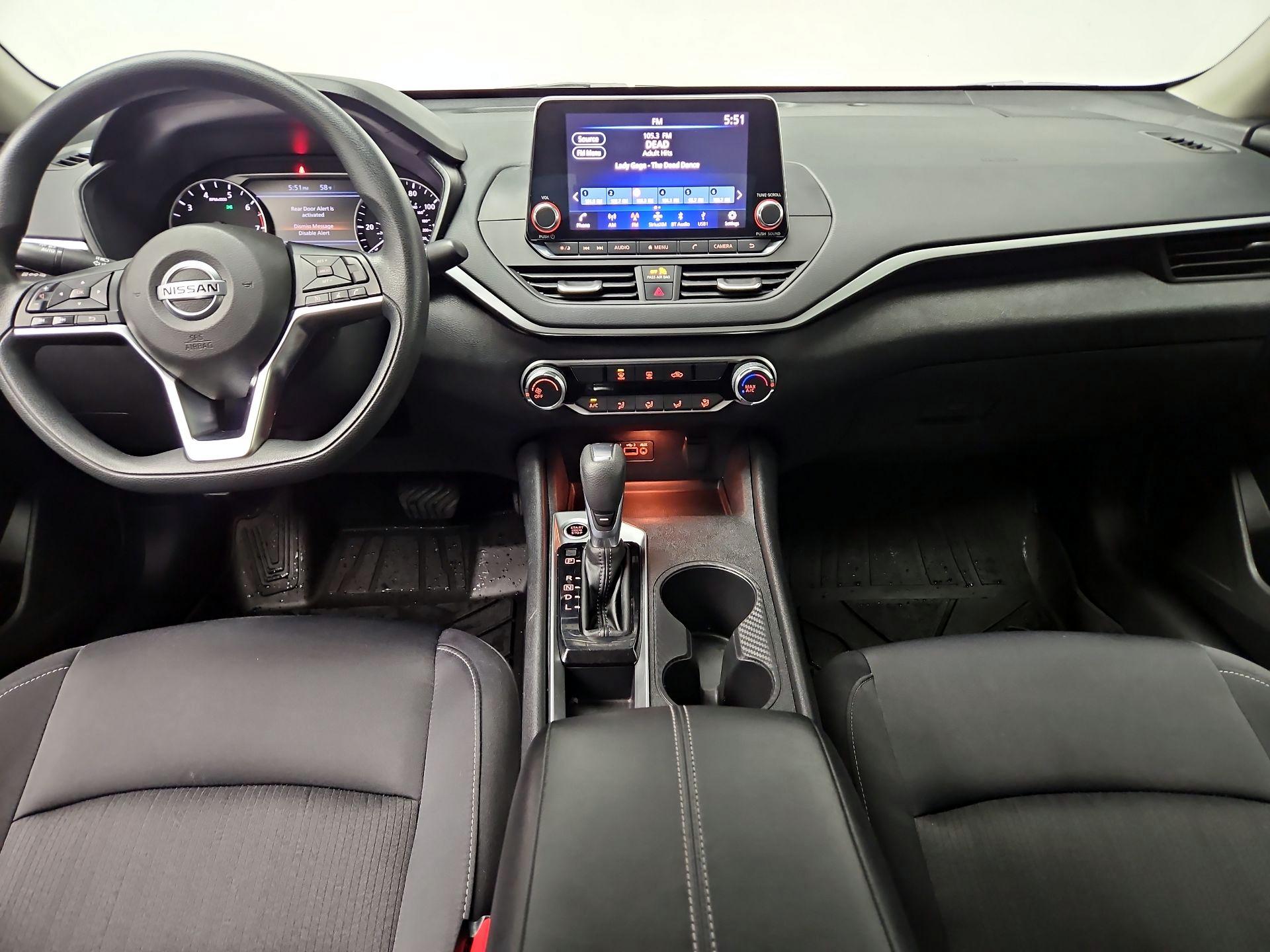 Thumbnail: 2019 Nissan Altima - 9