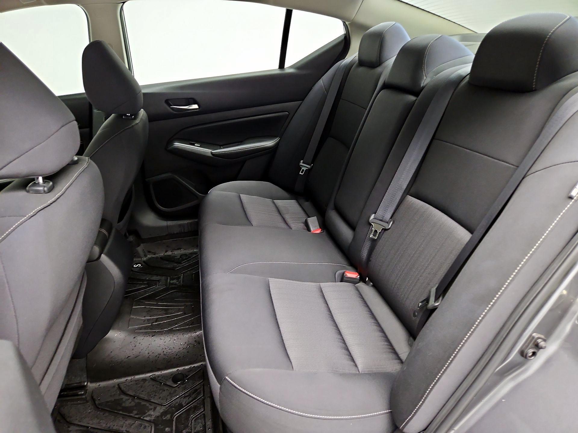 Thumbnail: 2019 Nissan Altima - 19