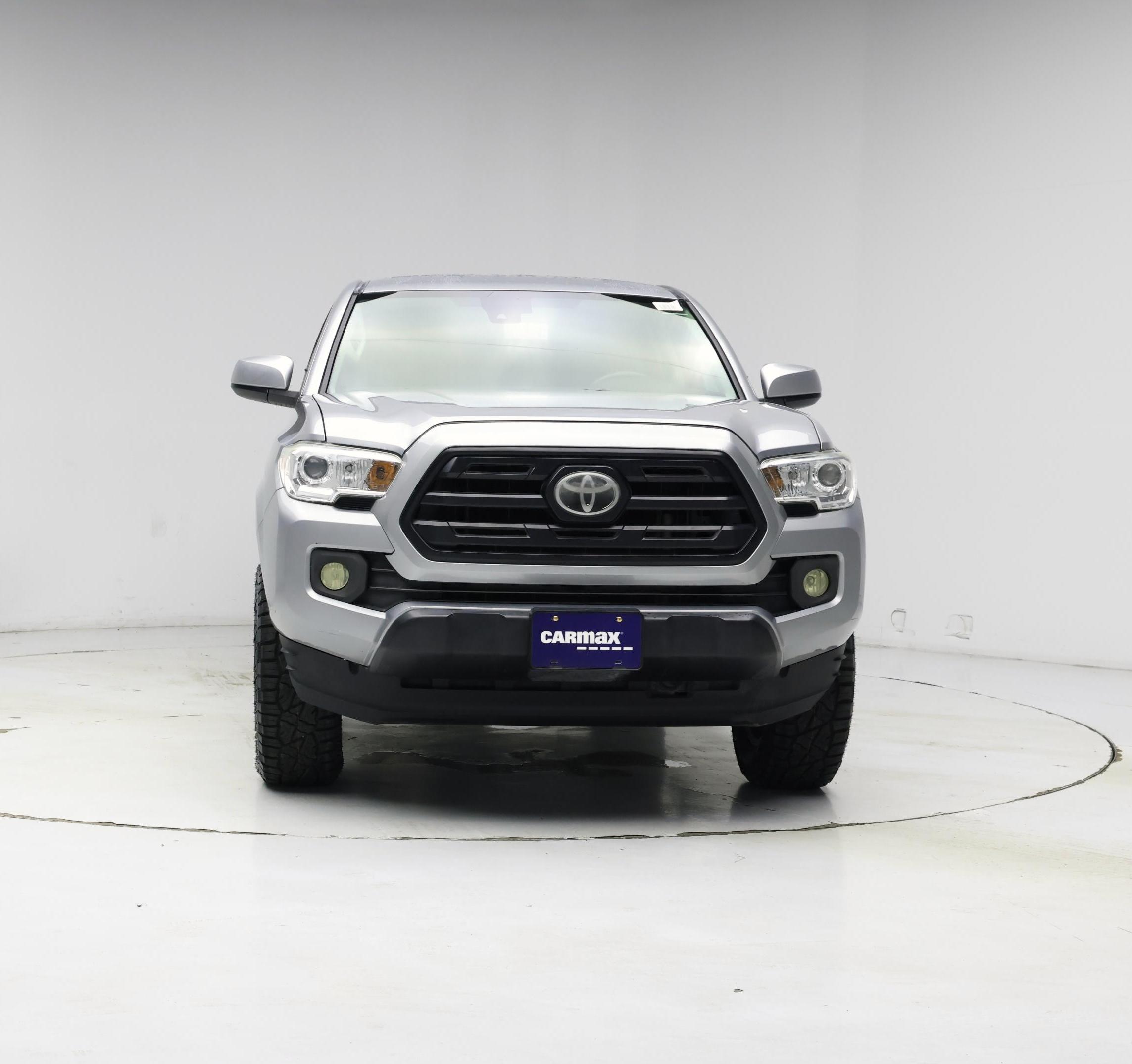 Thumbnail: 2019 Toyota Tacoma - 5