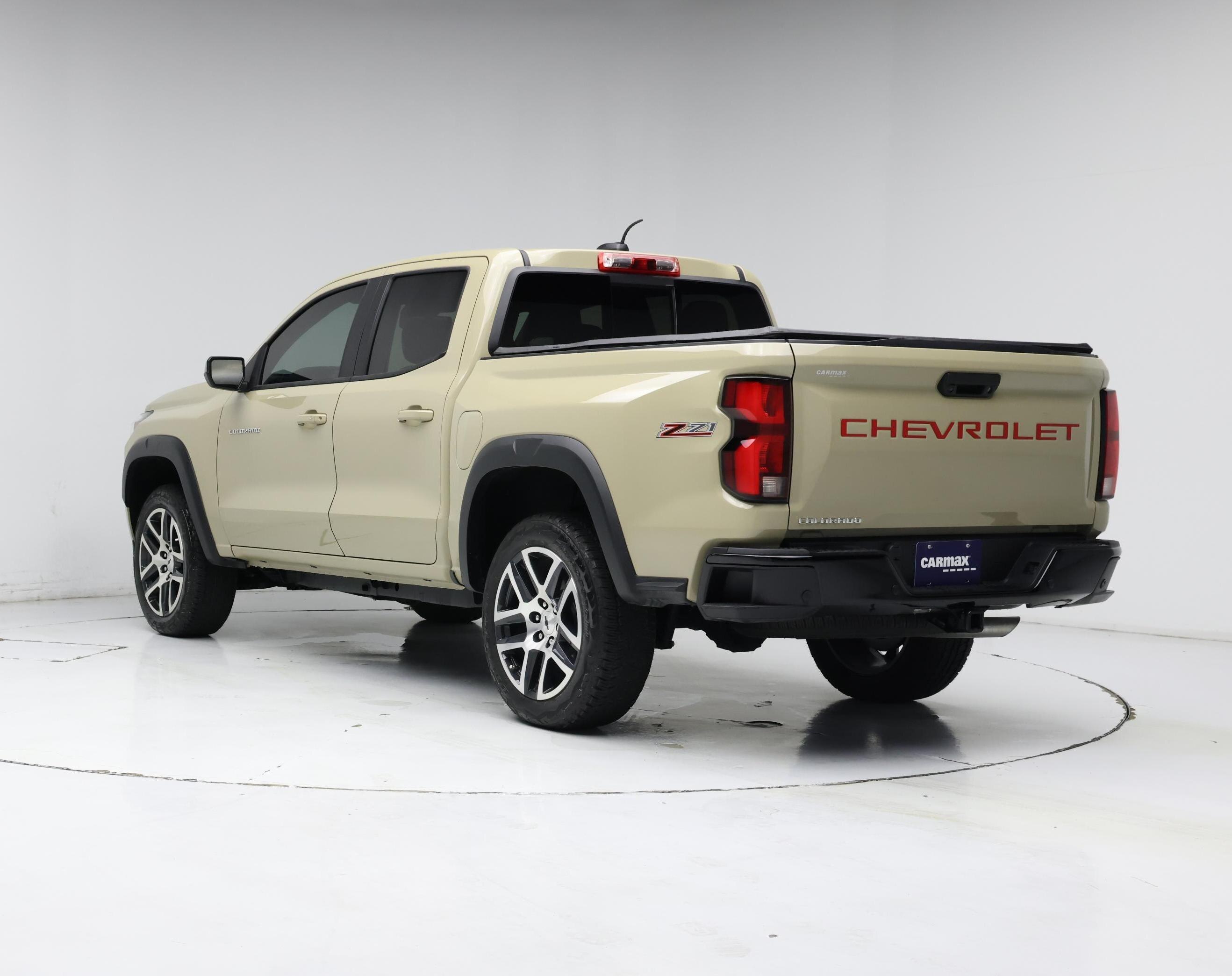 Thumbnail: 2024 Chevrolet Colorado - 2