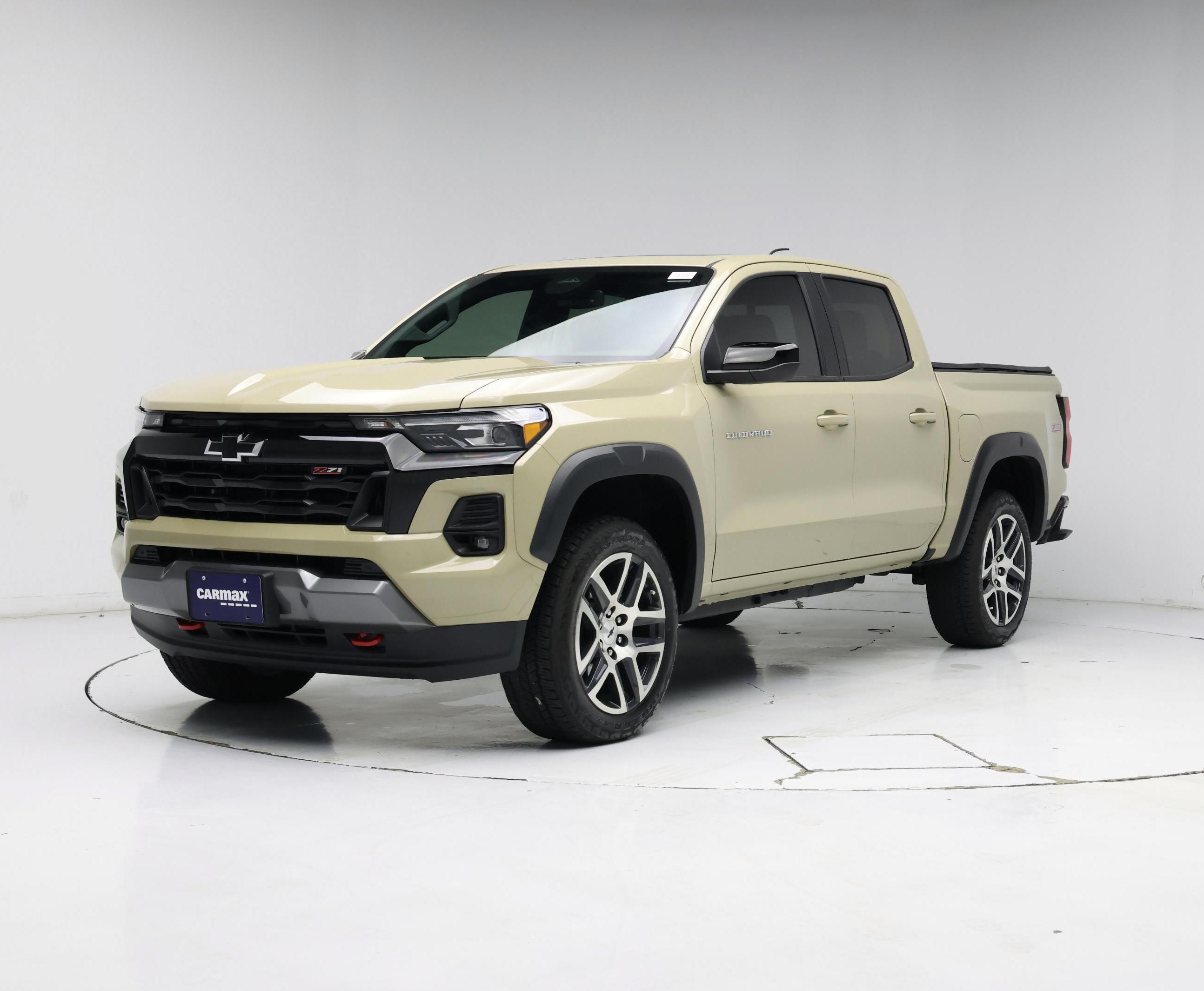 Thumbnail: 2024 Chevrolet Colorado - 4