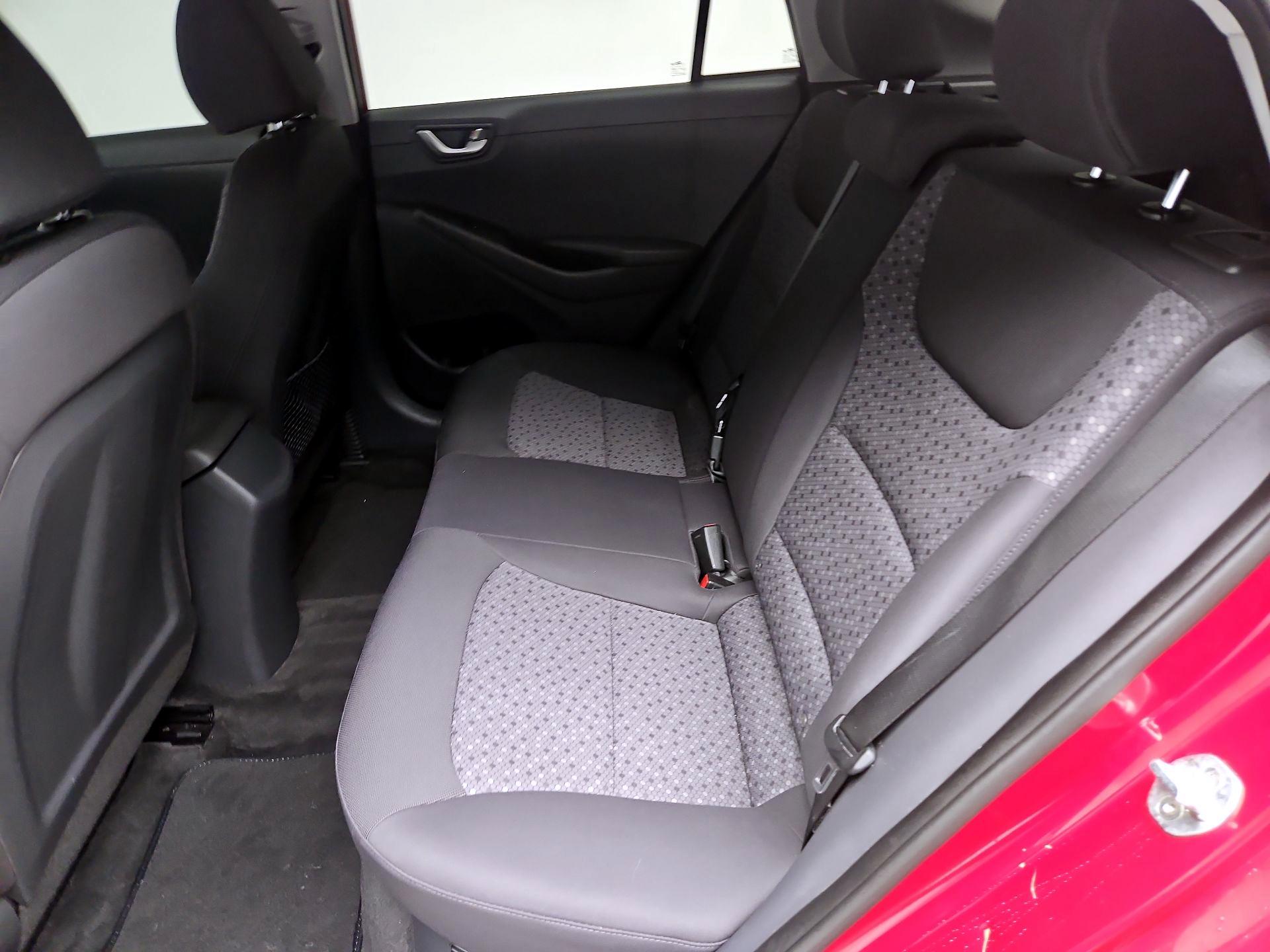 Thumbnail: 2019 Hyundai Ioniq - 19