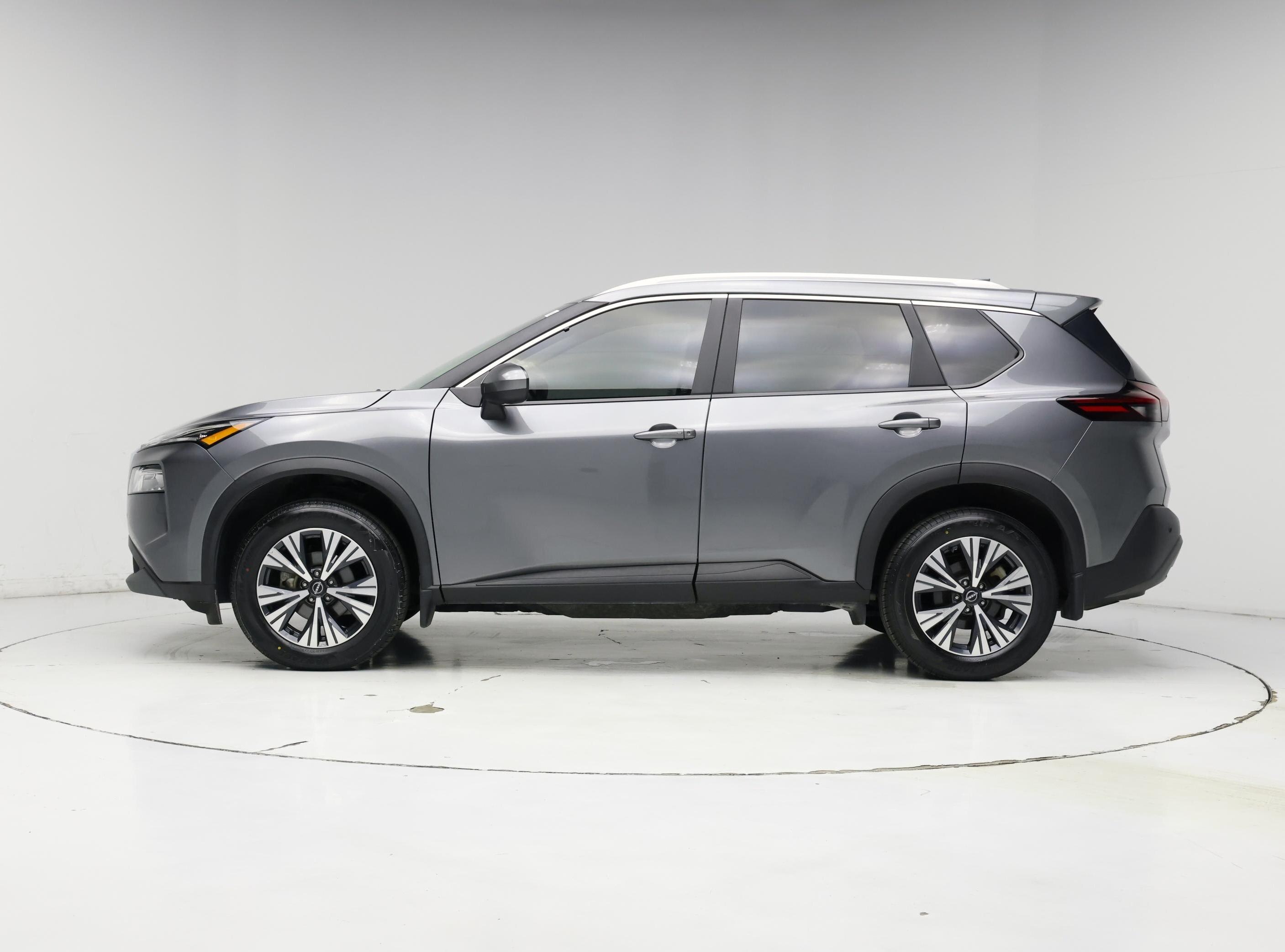 Thumbnail: 2023 Nissan Rogue - 3