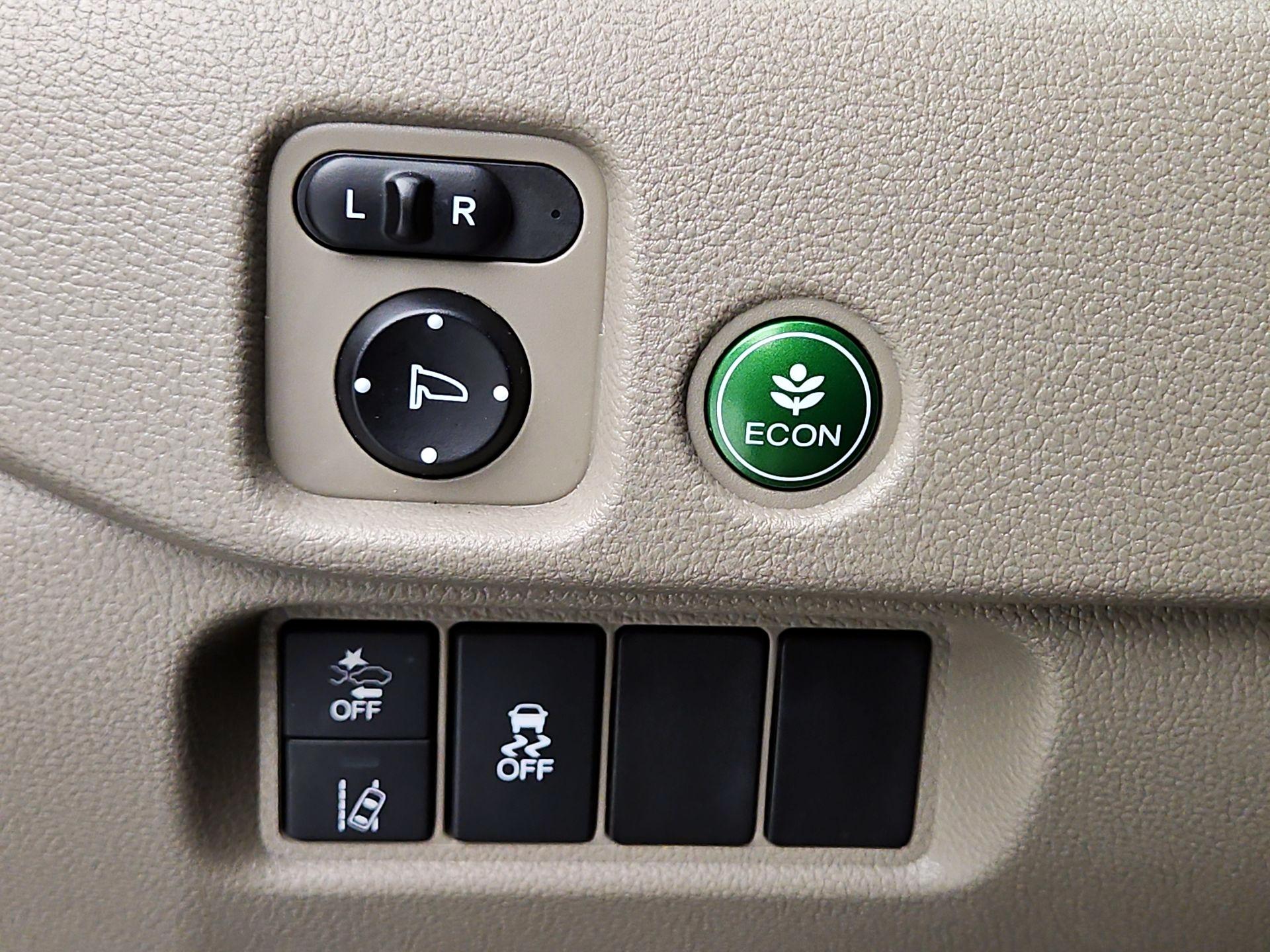 Thumbnail: 2021 Honda Pilot - 13