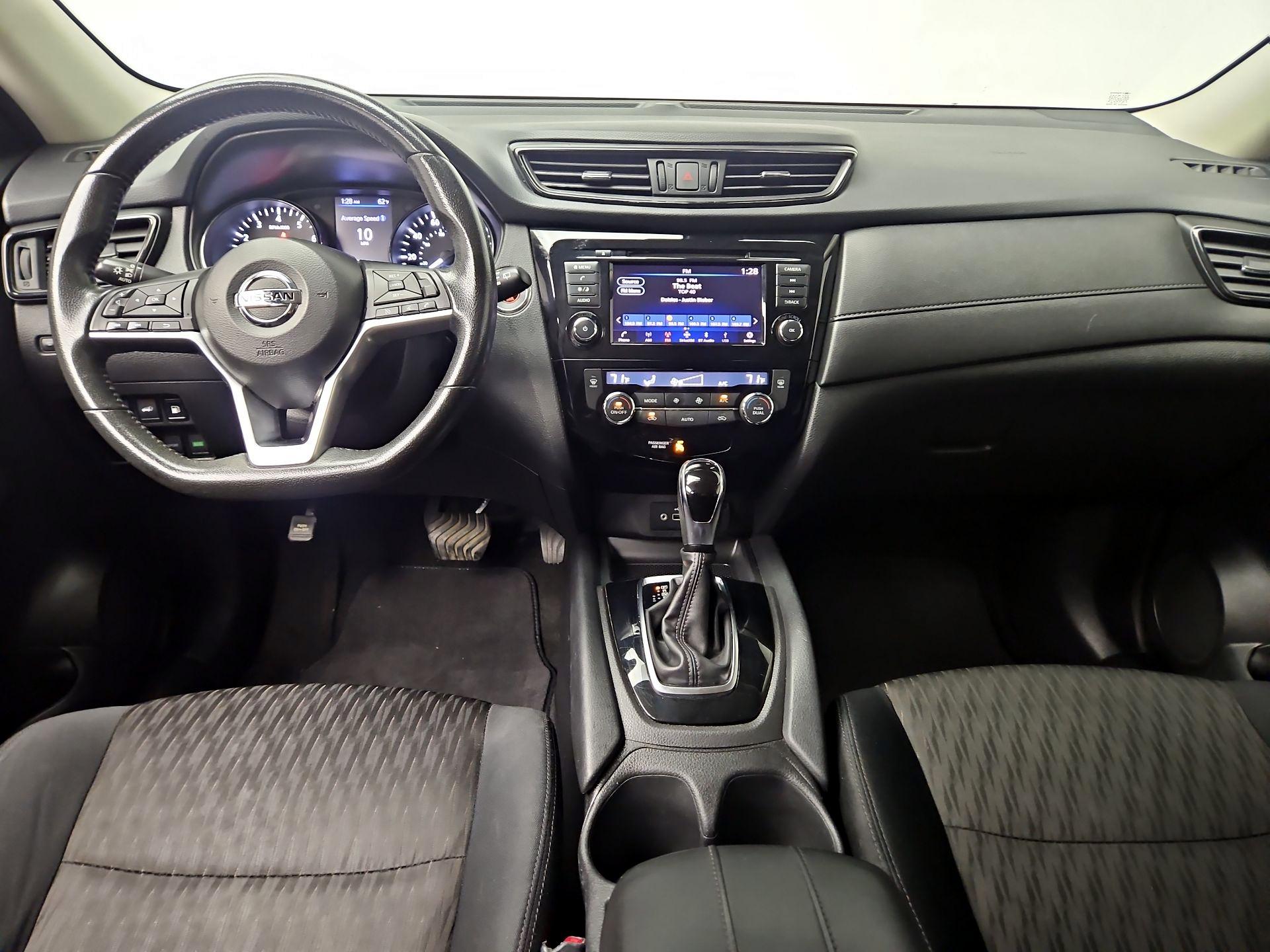 Thumbnail: 2019 Nissan Rogue - 9