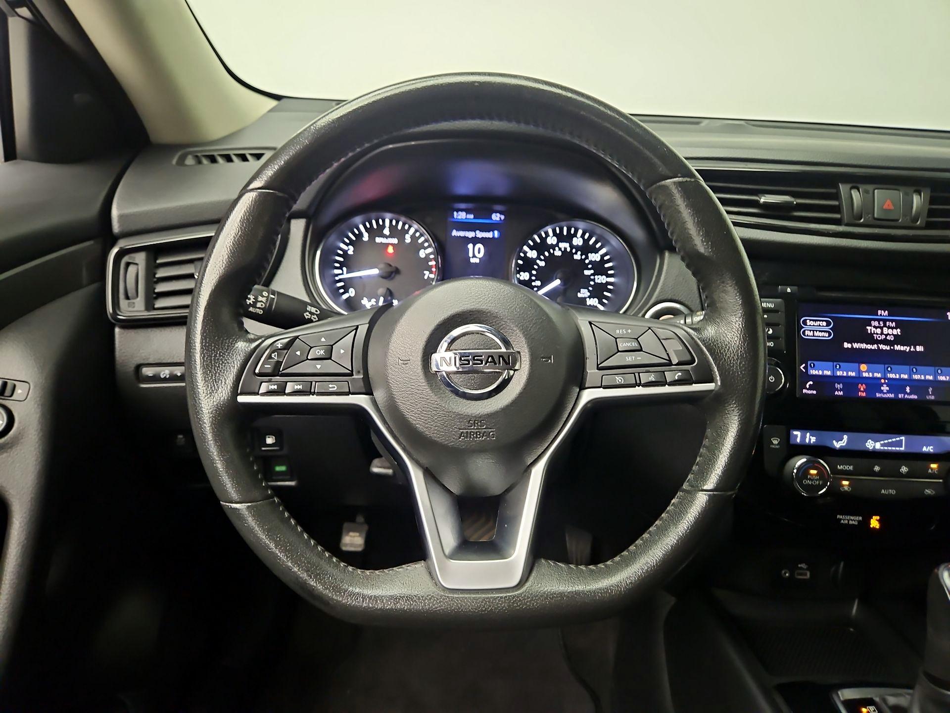 Thumbnail: 2019 Nissan Rogue - 10