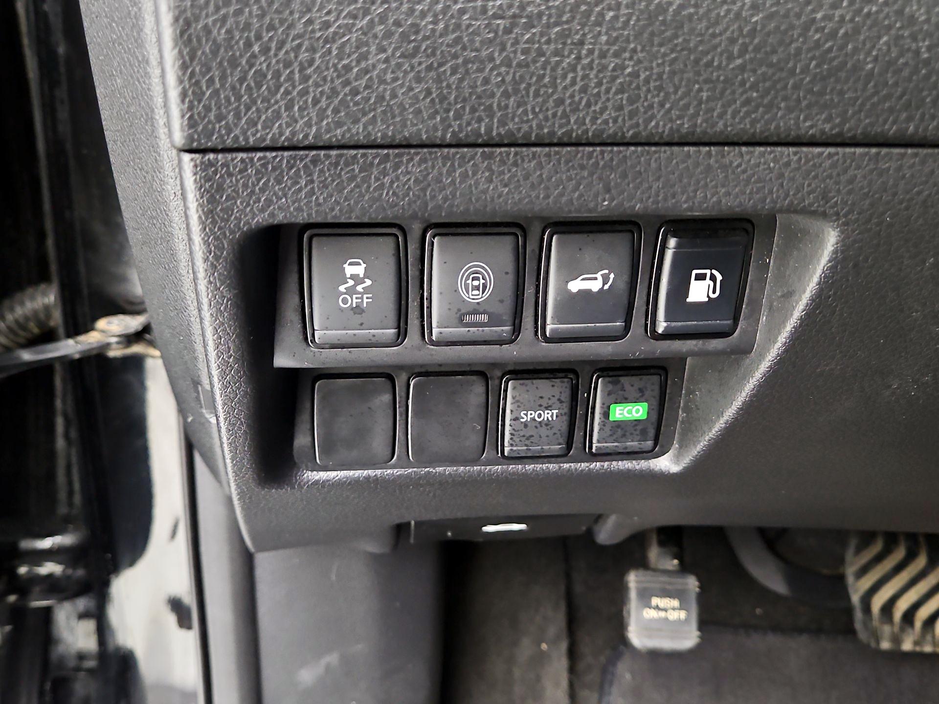 Thumbnail: 2019 Nissan Rogue - 13