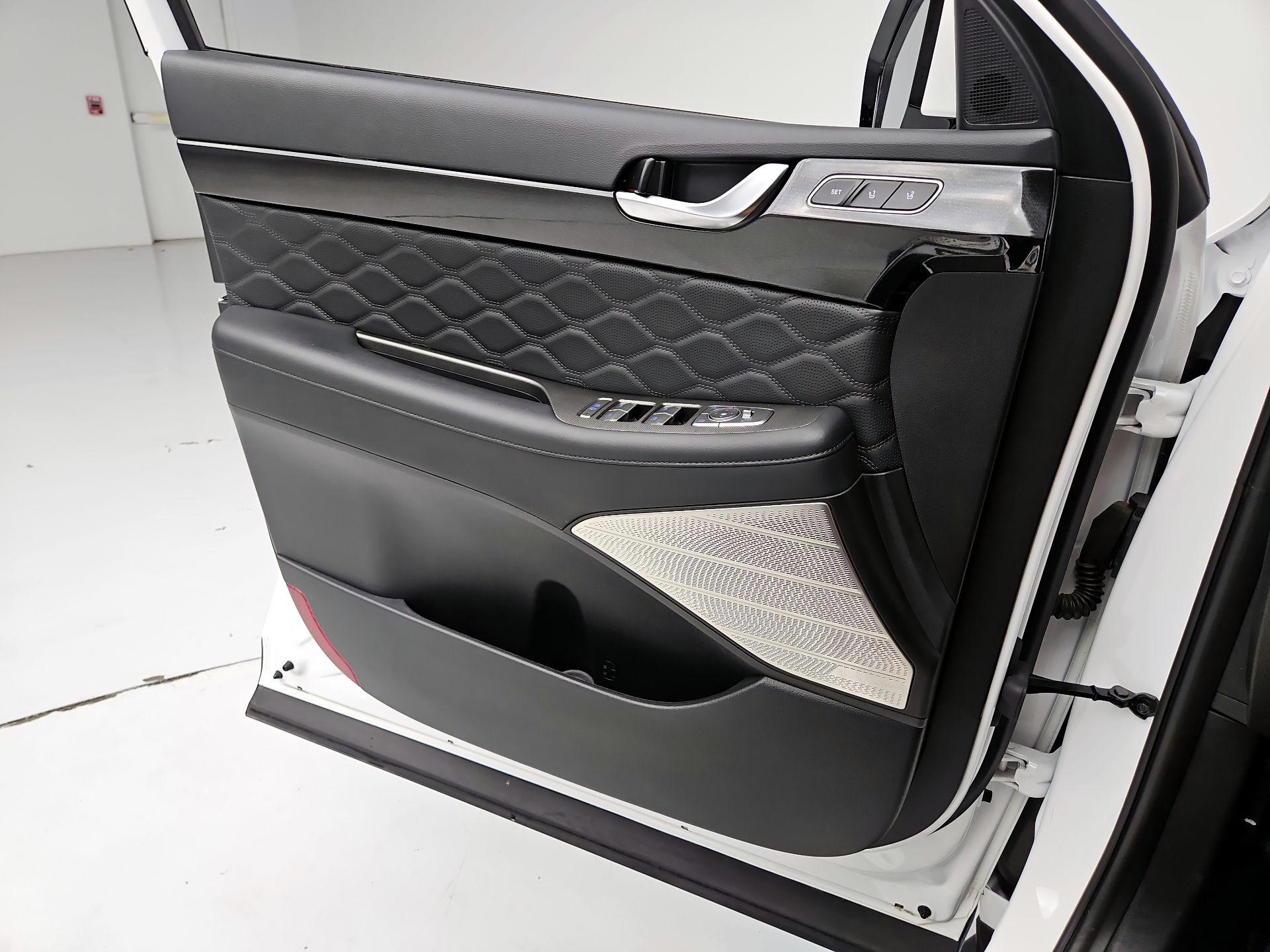 Thumbnail: 2021 Hyundai Palisade - 12