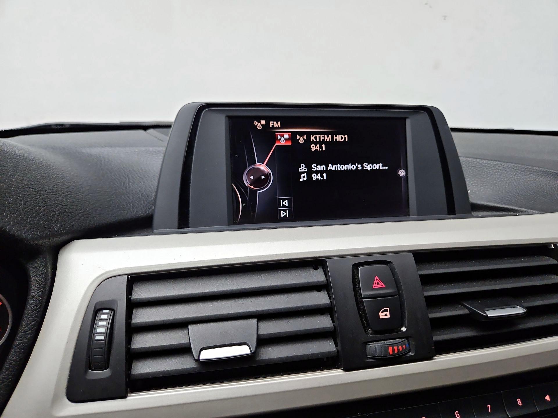 Thumbnail: 2015 BMW 3 Series - 14