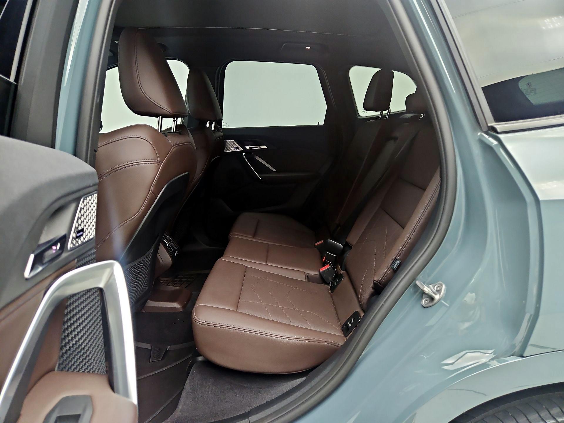 Thumbnail: 2023 BMW X1 - 20