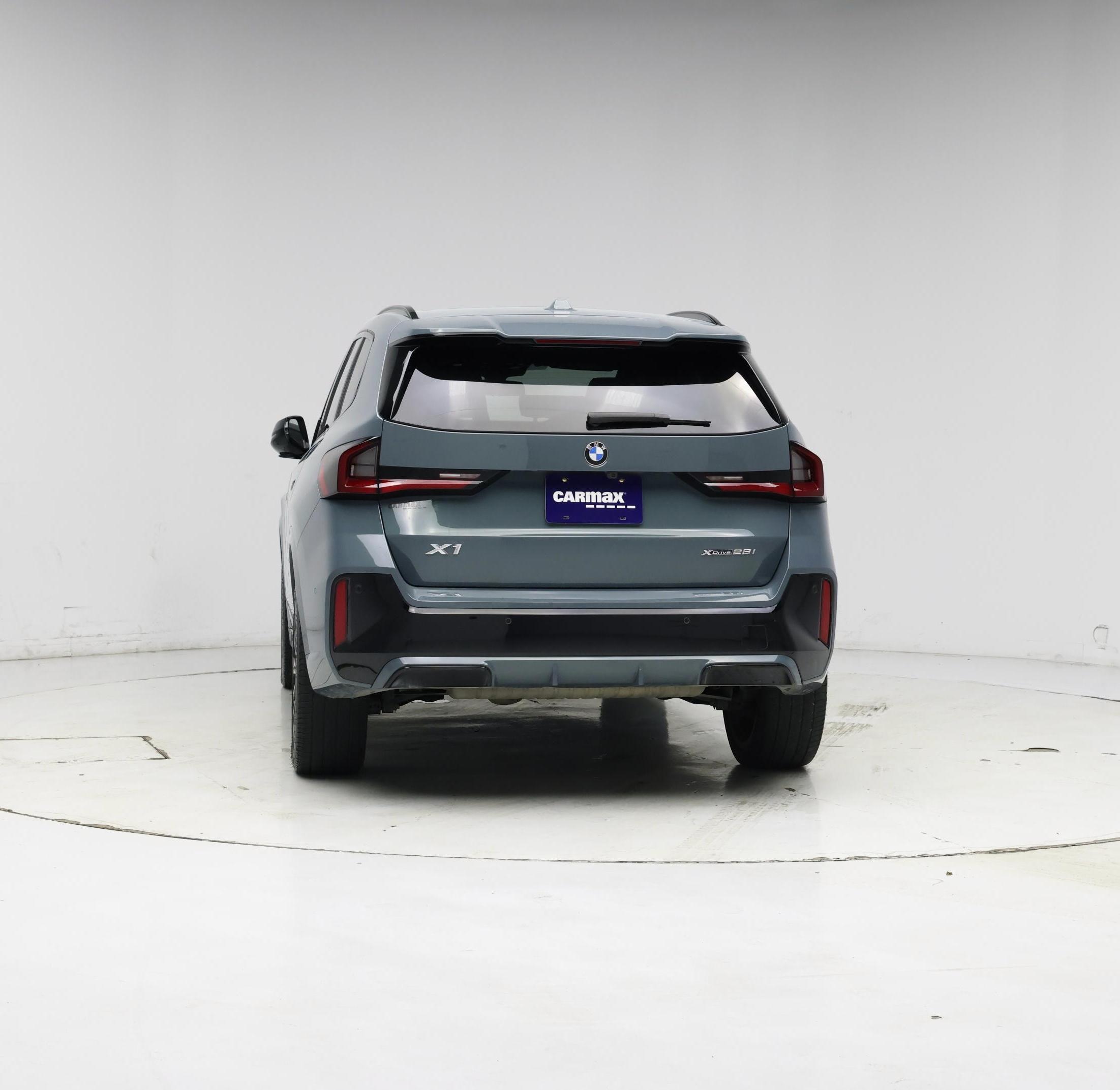 Thumbnail: 2023 BMW X1 - 6