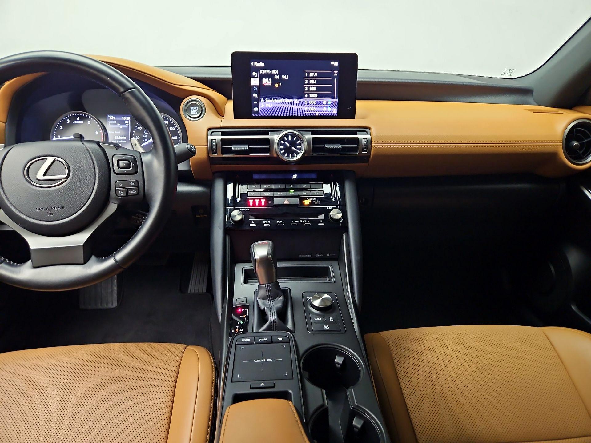 Thumbnail: 2021 Lexus IS - 9