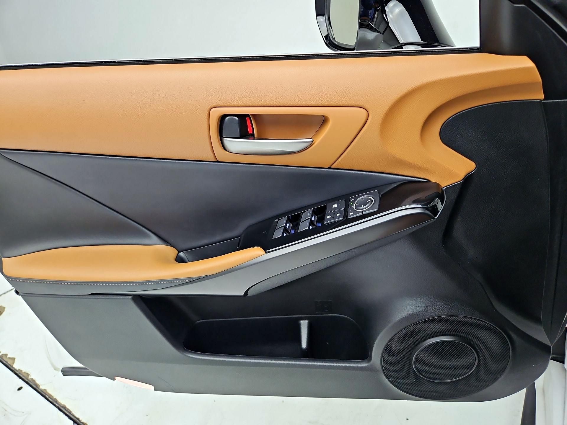 Thumbnail: 2021 Lexus IS - 12