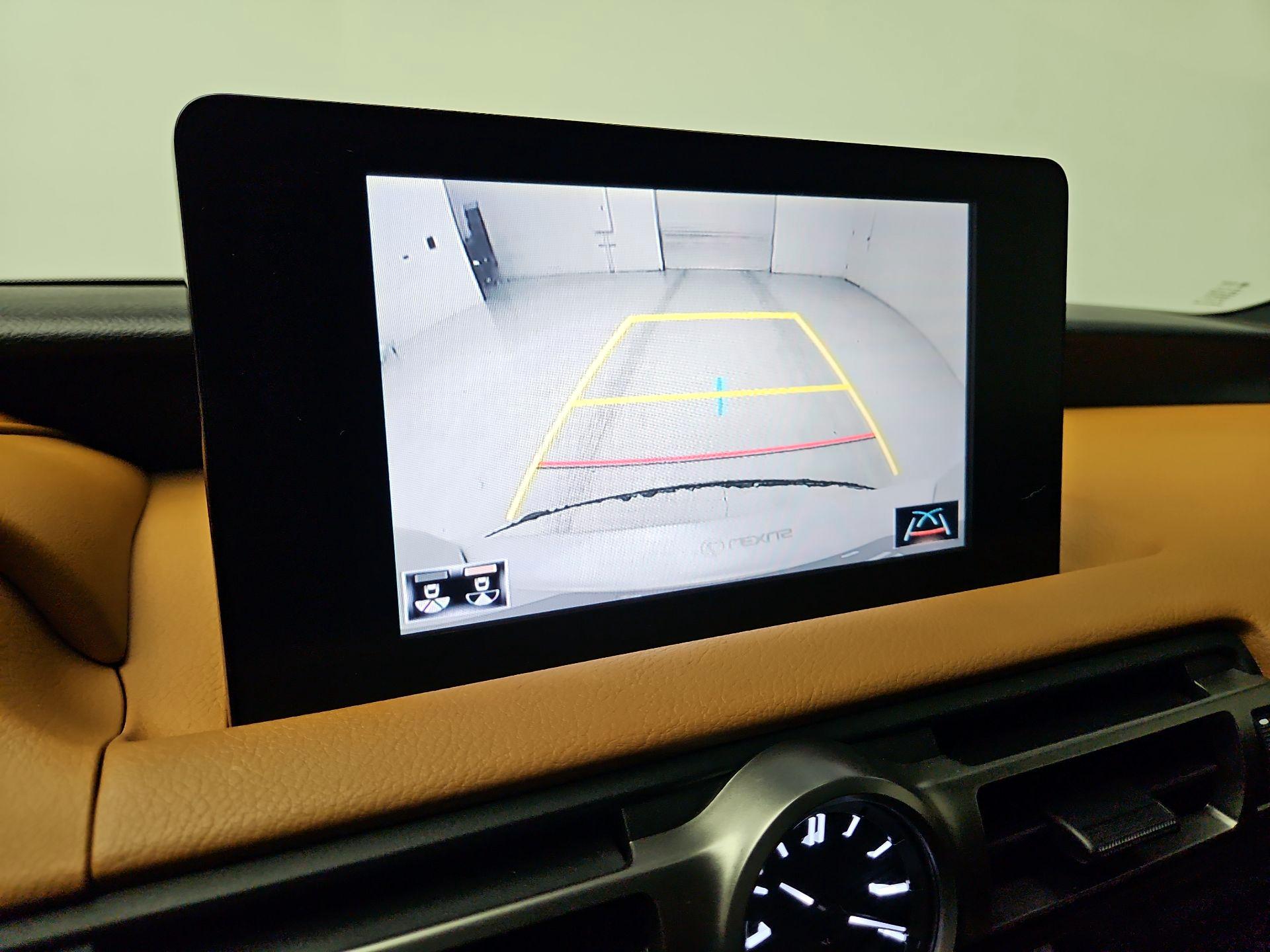 Thumbnail: 2021 Lexus IS - 14