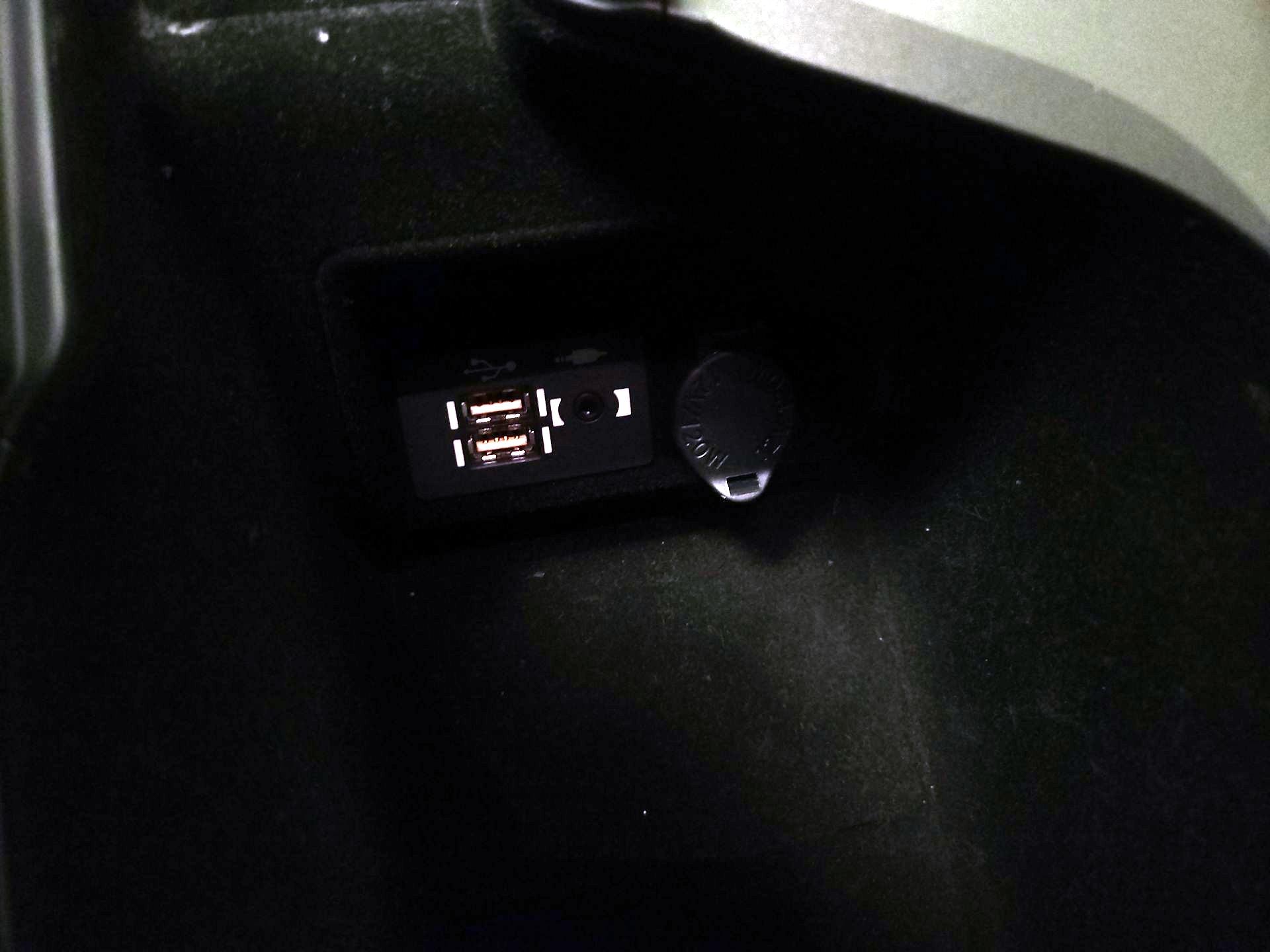 Thumbnail: 2021 Lexus IS - 18