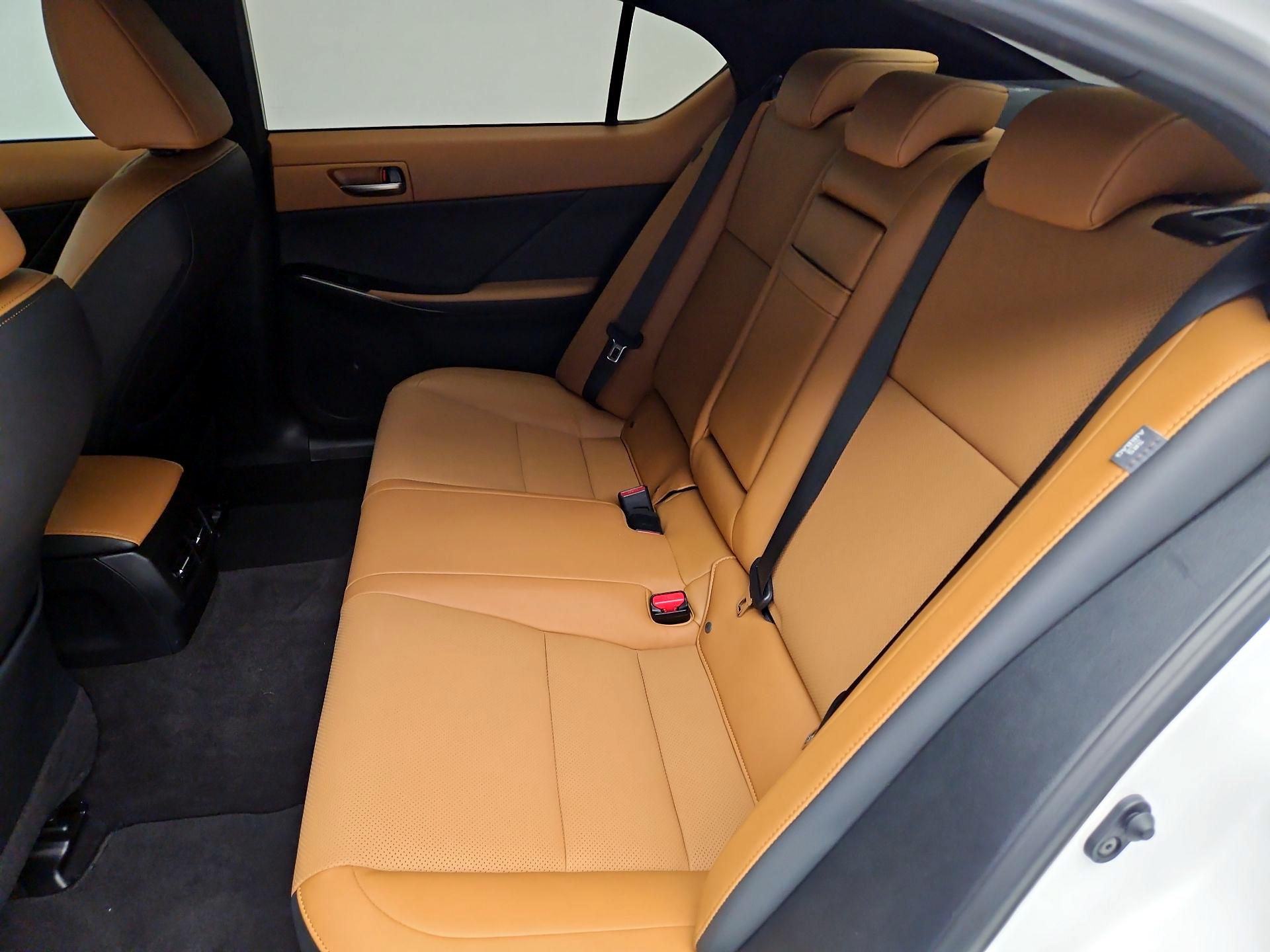 Thumbnail: 2021 Lexus IS - 19