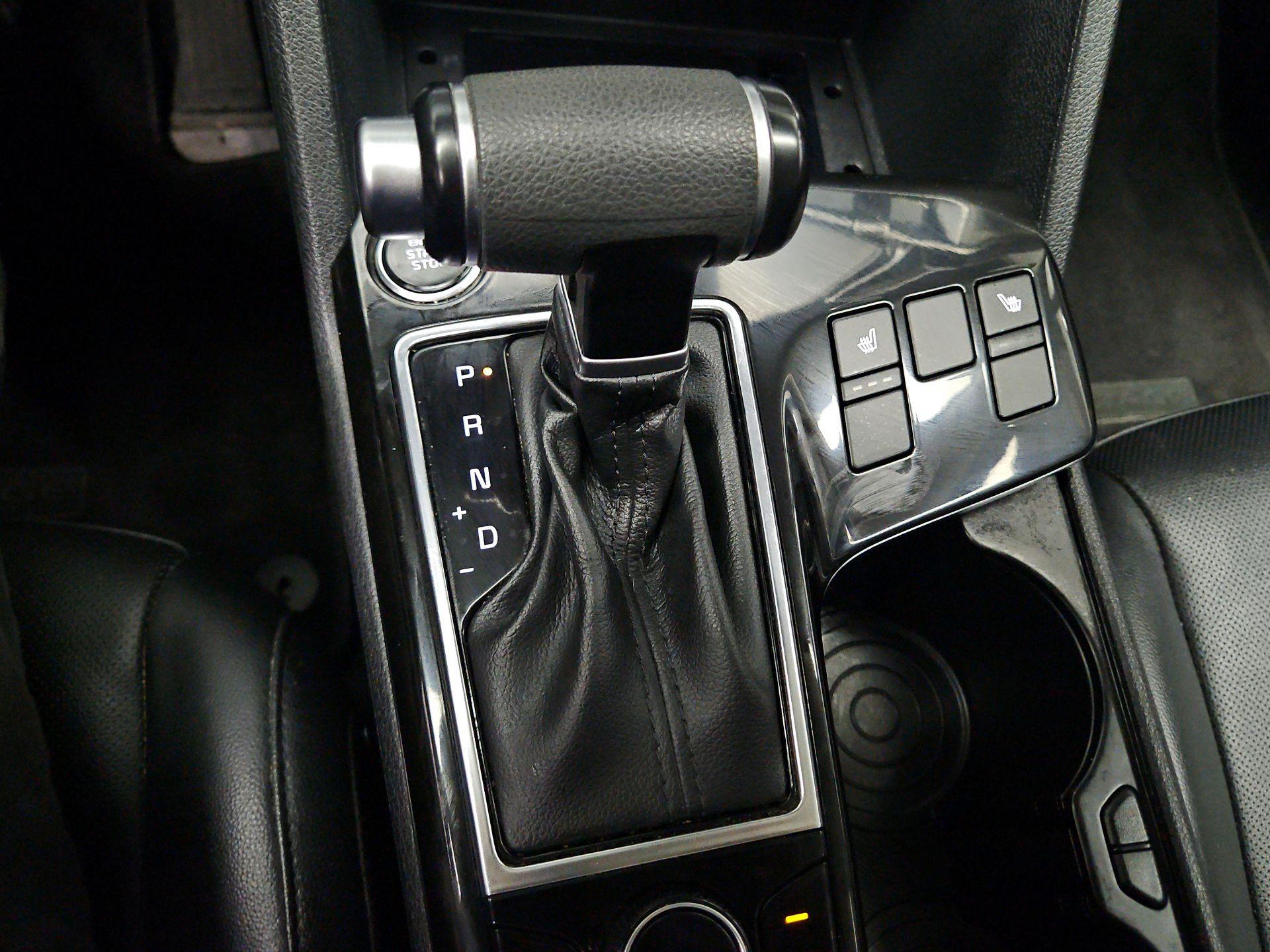 Thumbnail: 2023 Kia Sportage - 18