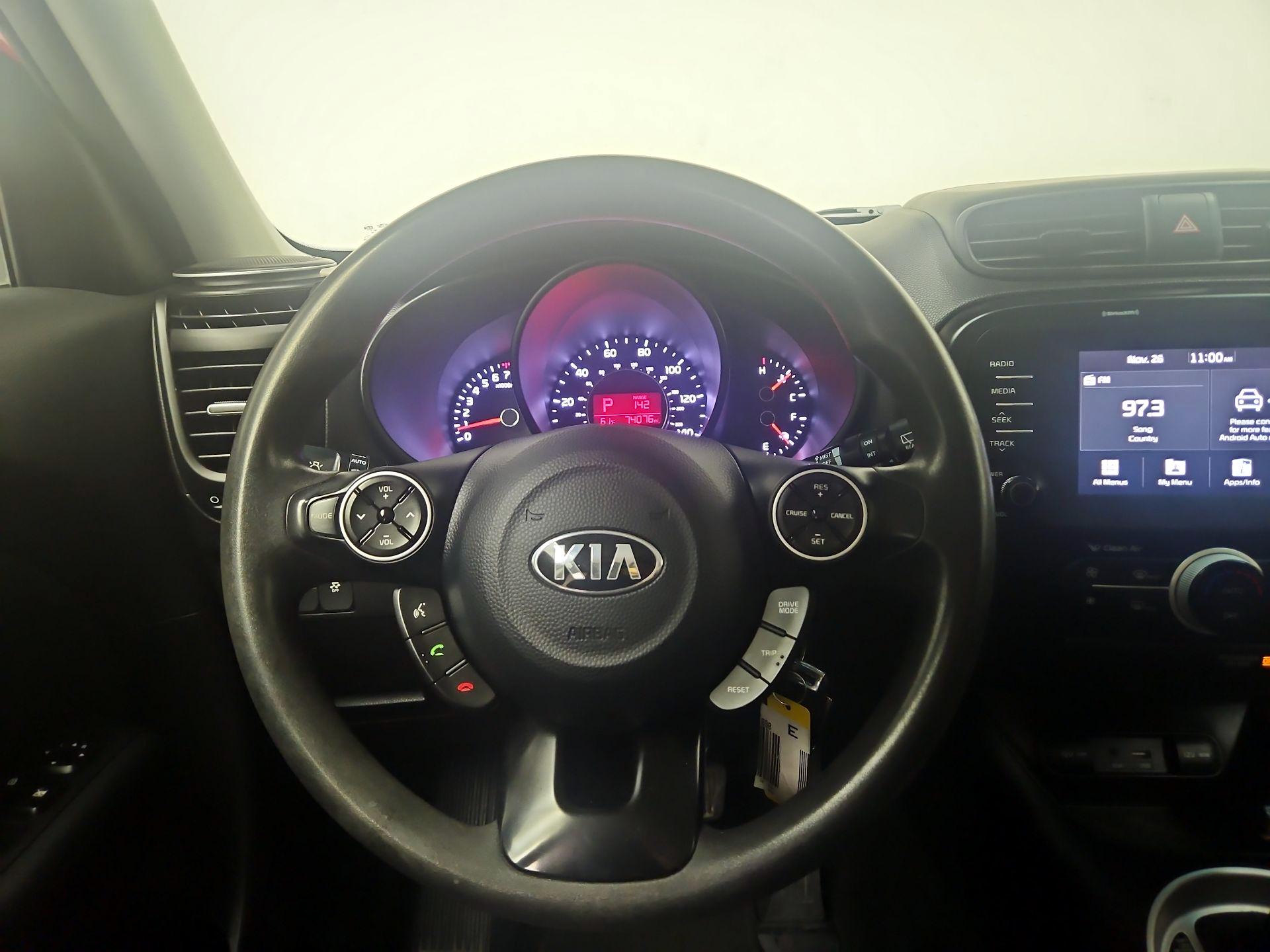 Thumbnail: 2019 Kia Soul - 10