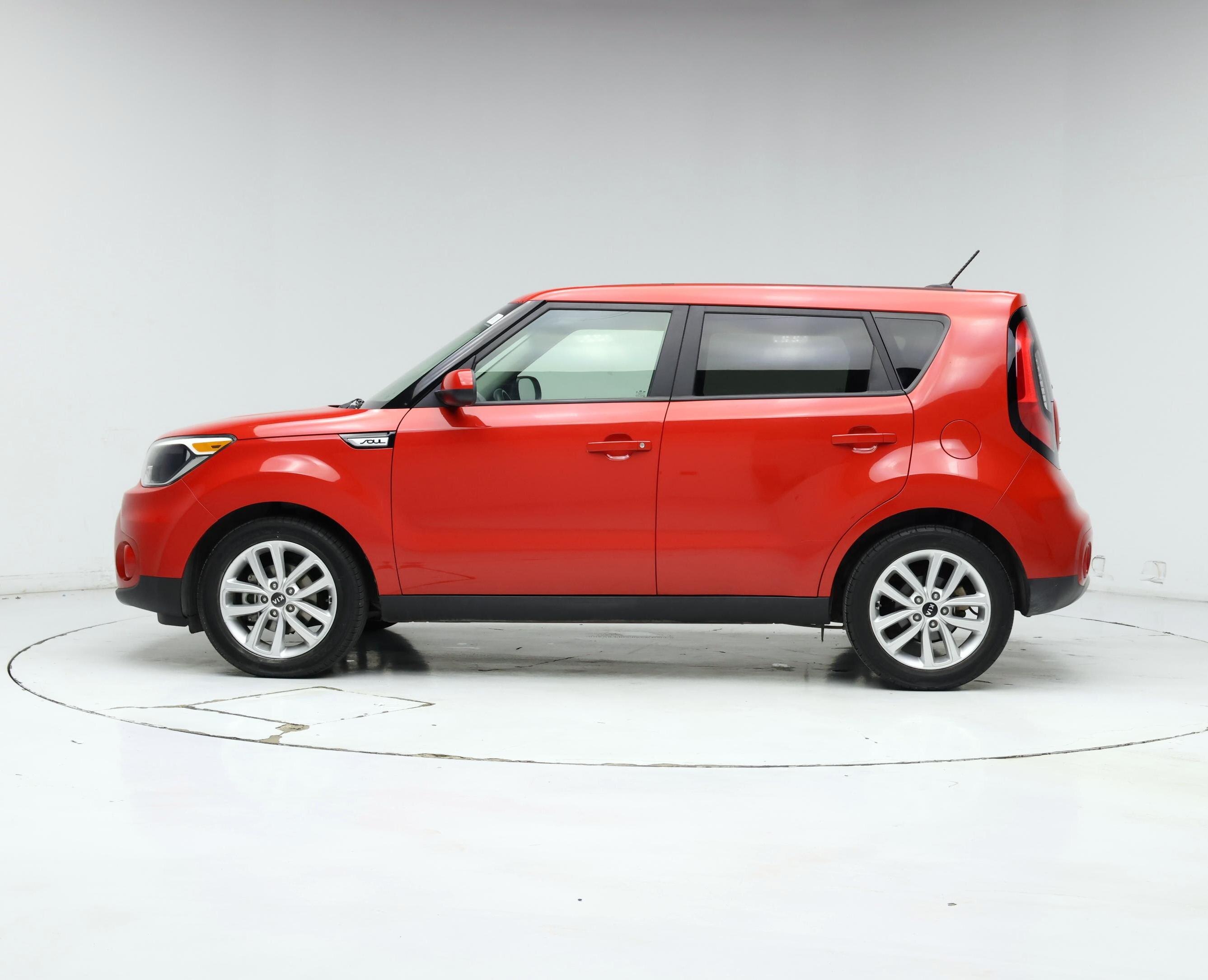 Thumbnail: 2019 Kia Soul - 3