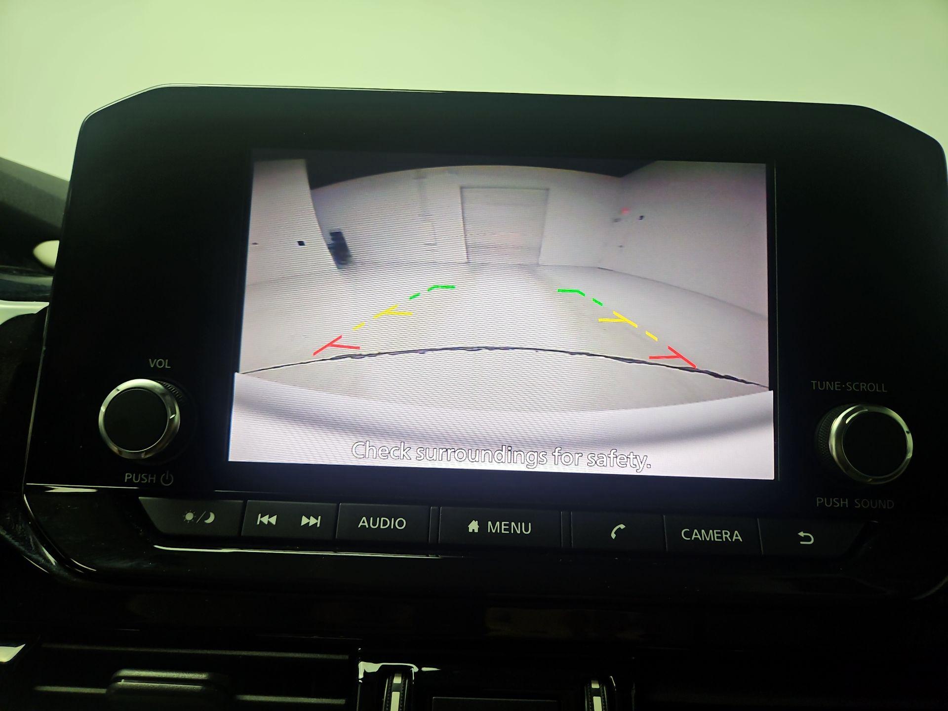 Thumbnail: 2022 Nissan Pathfinder - 13