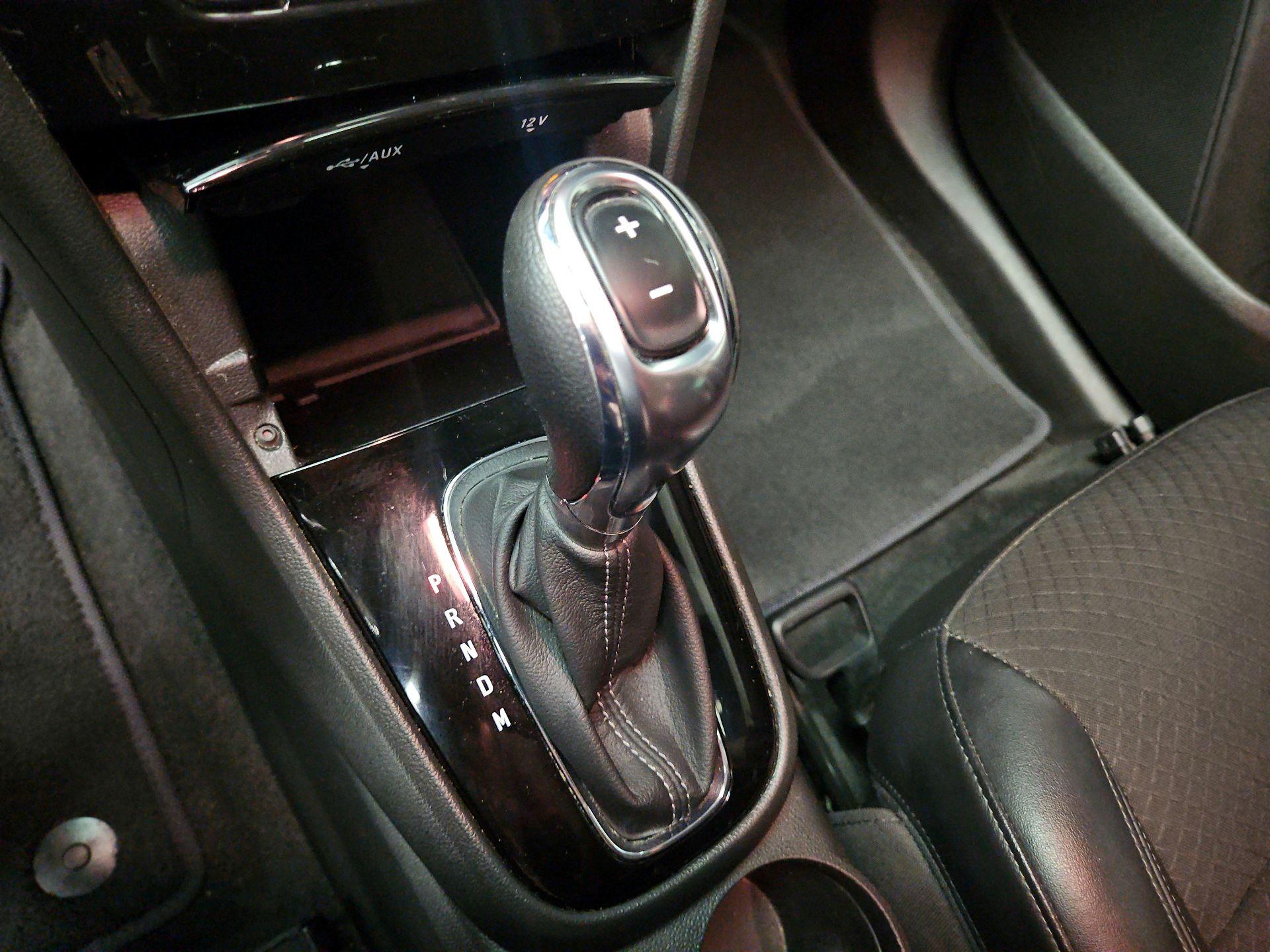 Thumbnail: 2020 Buick Encore - 16