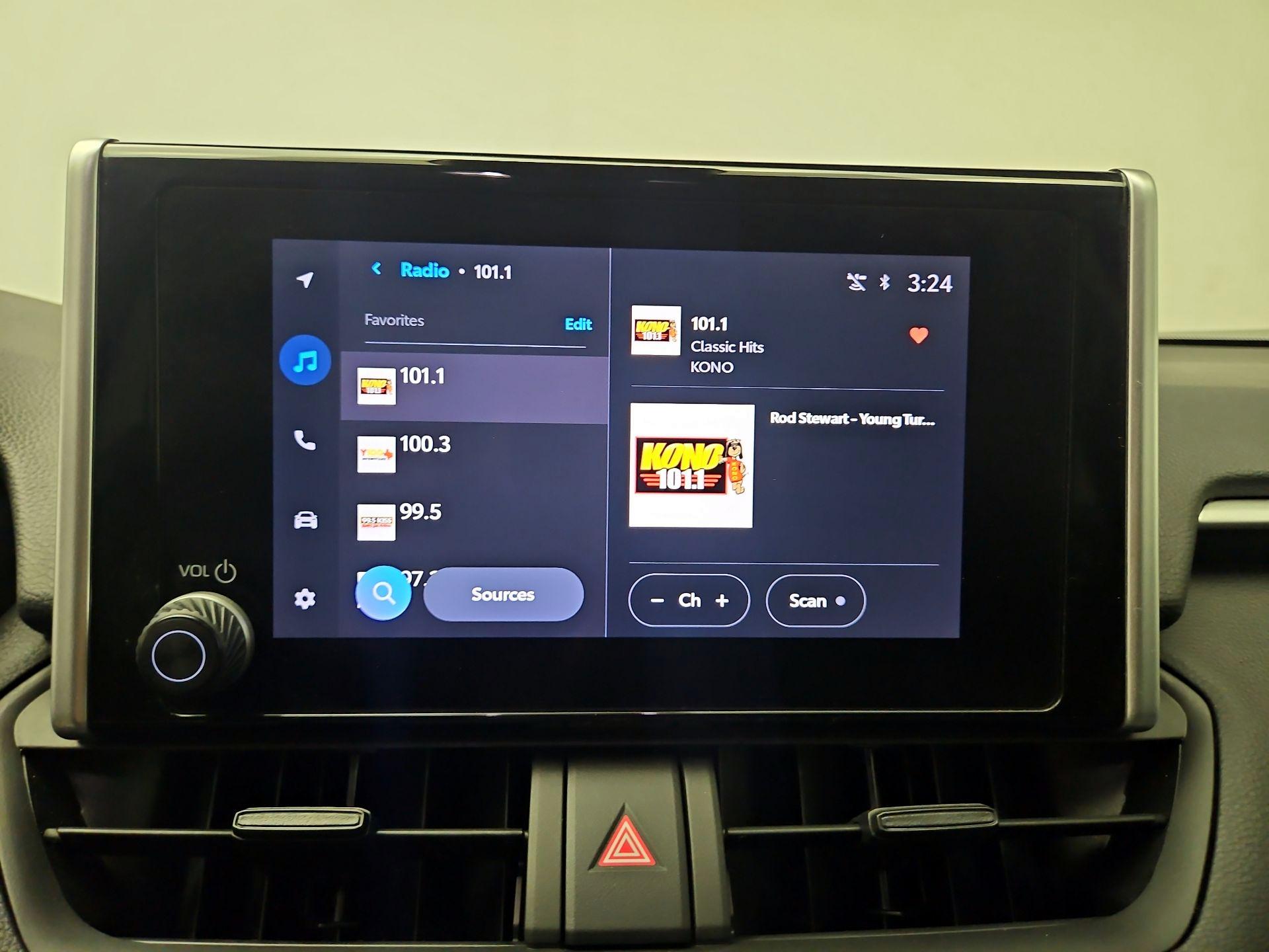 Thumbnail: 2023 Toyota RAV4 - 14