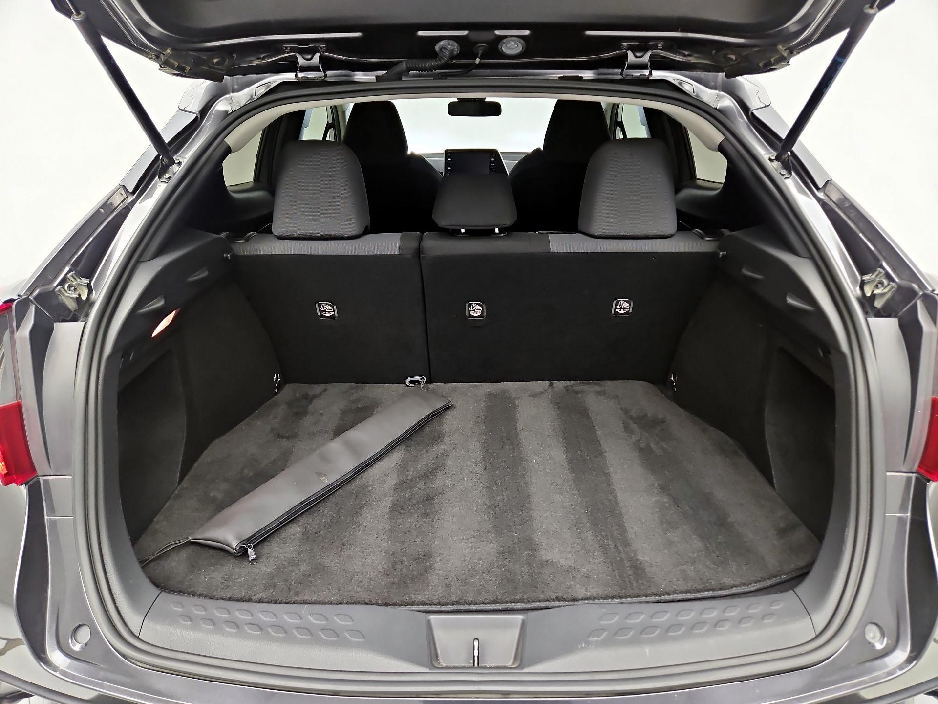 Thumbnail: 2020 Toyota C-HR - 20