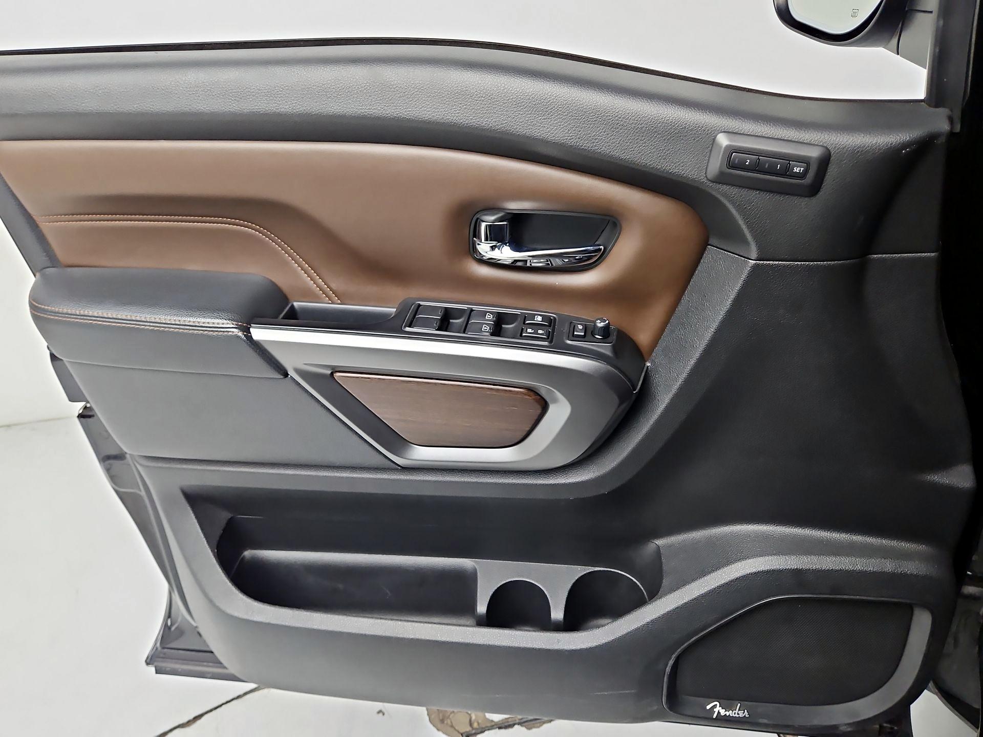 Thumbnail: 2019 Nissan Titan - 12