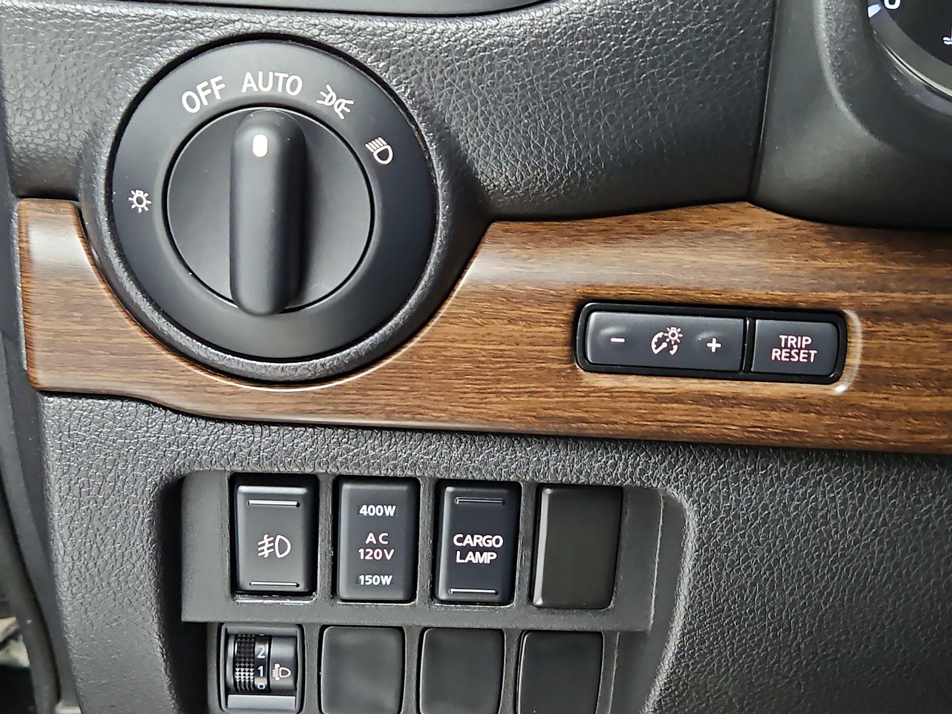 Thumbnail: 2019 Nissan Titan - 13