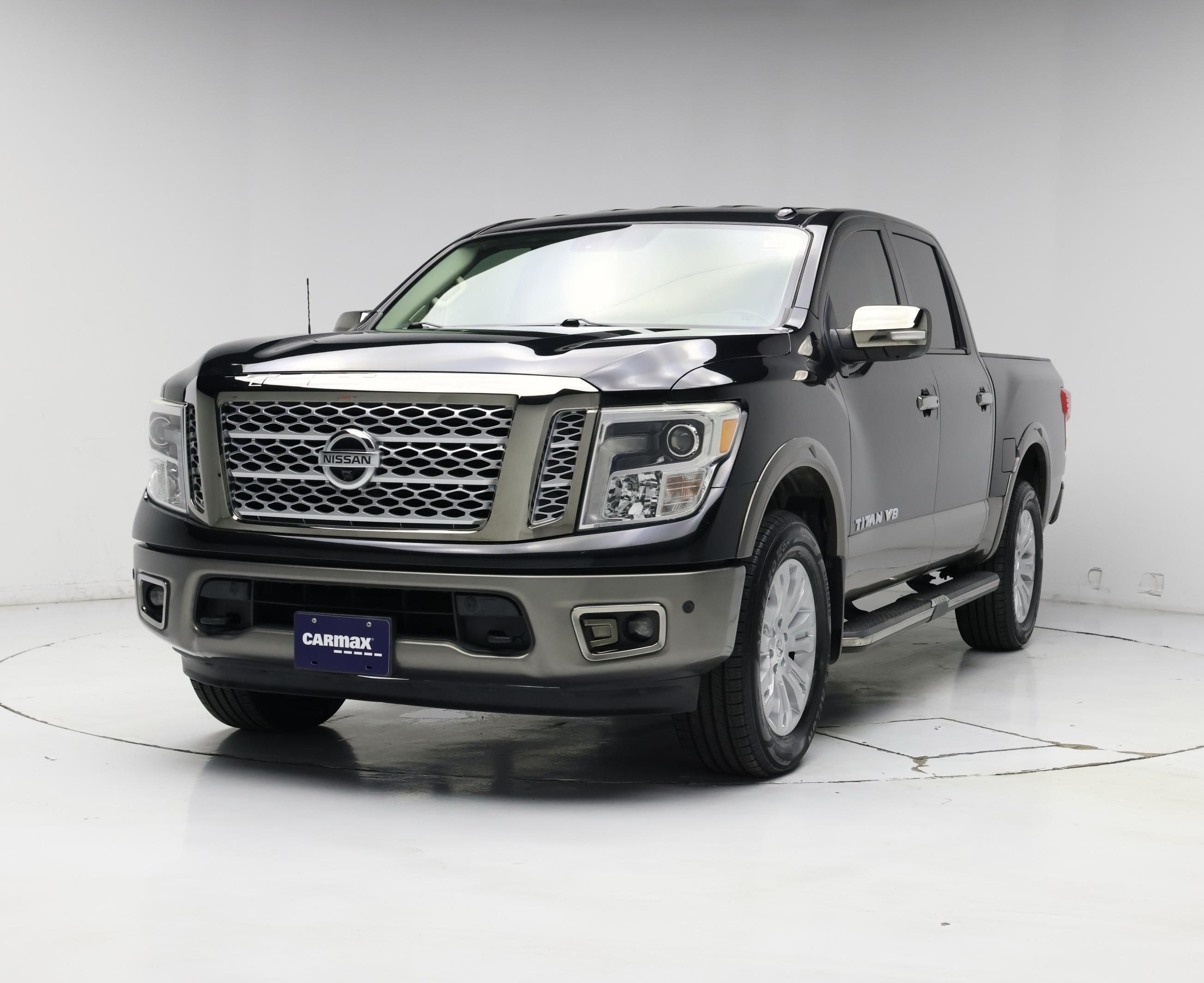 Thumbnail: 2019 Nissan Titan - 4