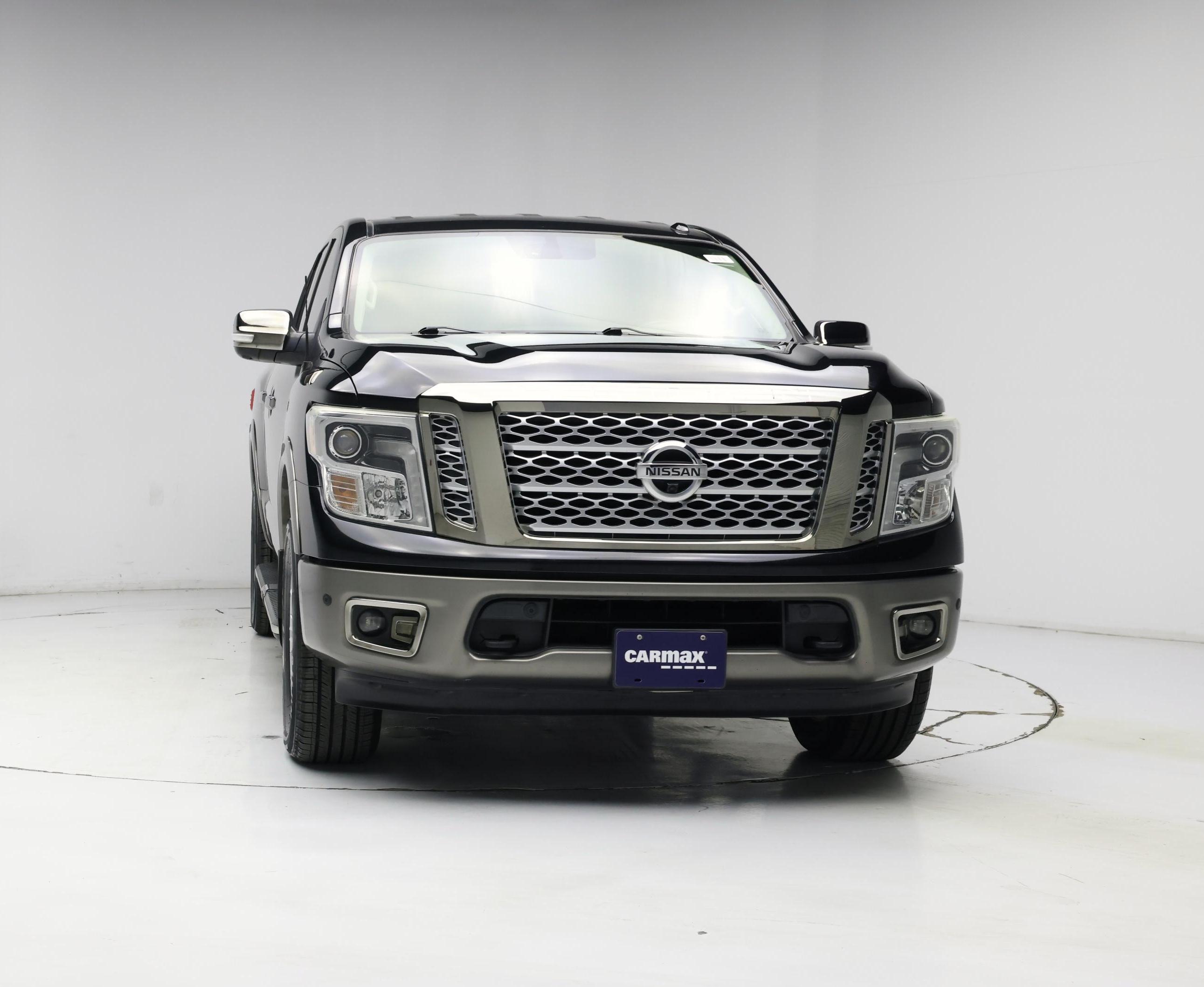 Thumbnail: 2019 Nissan Titan - 5