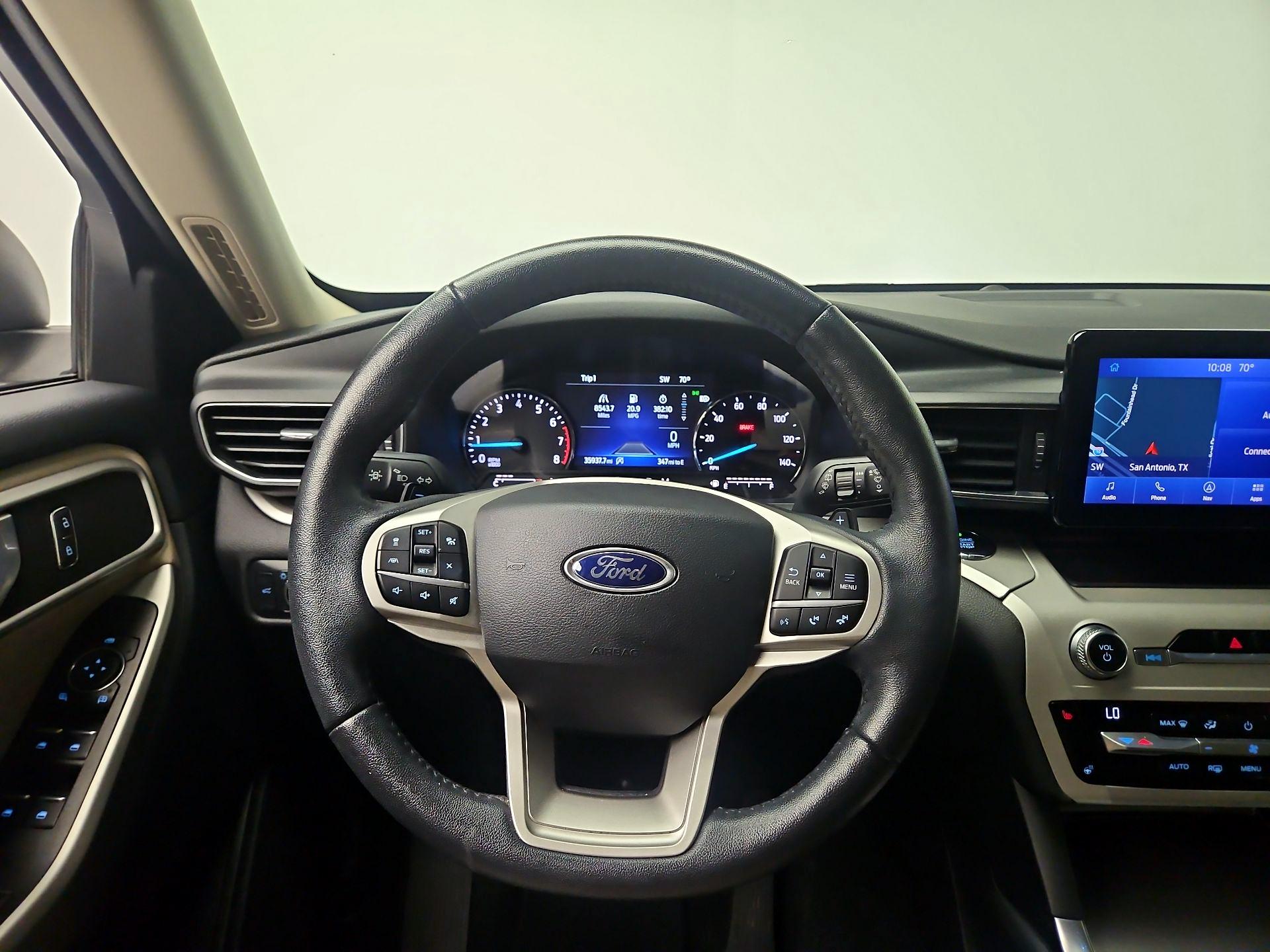 Thumbnail: 2020 Ford Explorer - 10