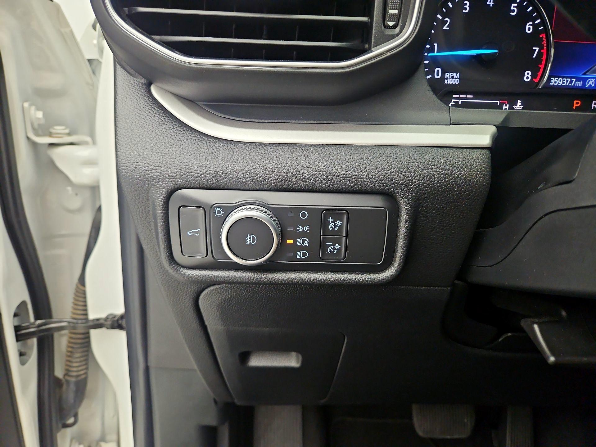 Thumbnail: 2020 Ford Explorer - 13