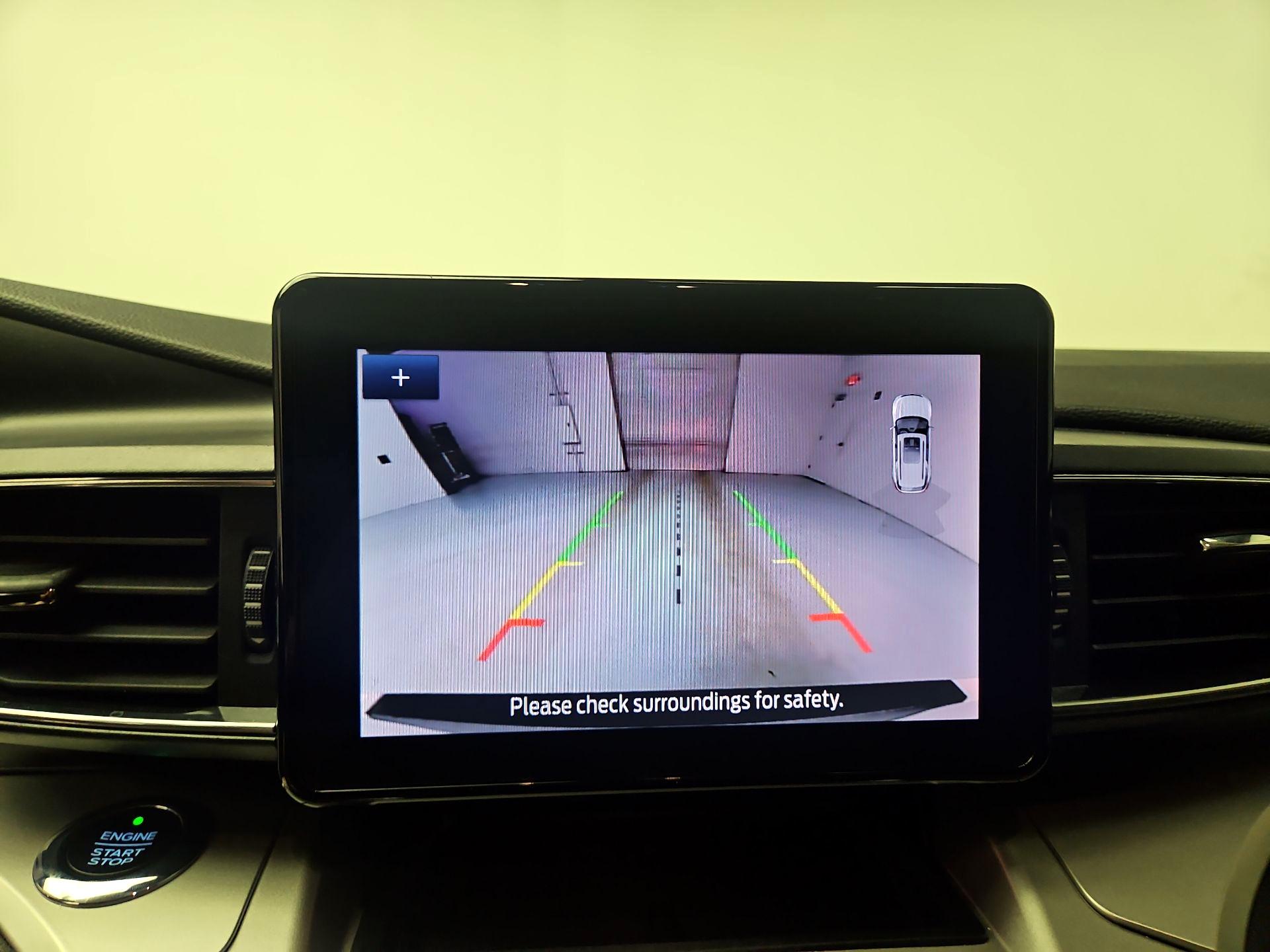 Thumbnail: 2020 Ford Explorer - 15