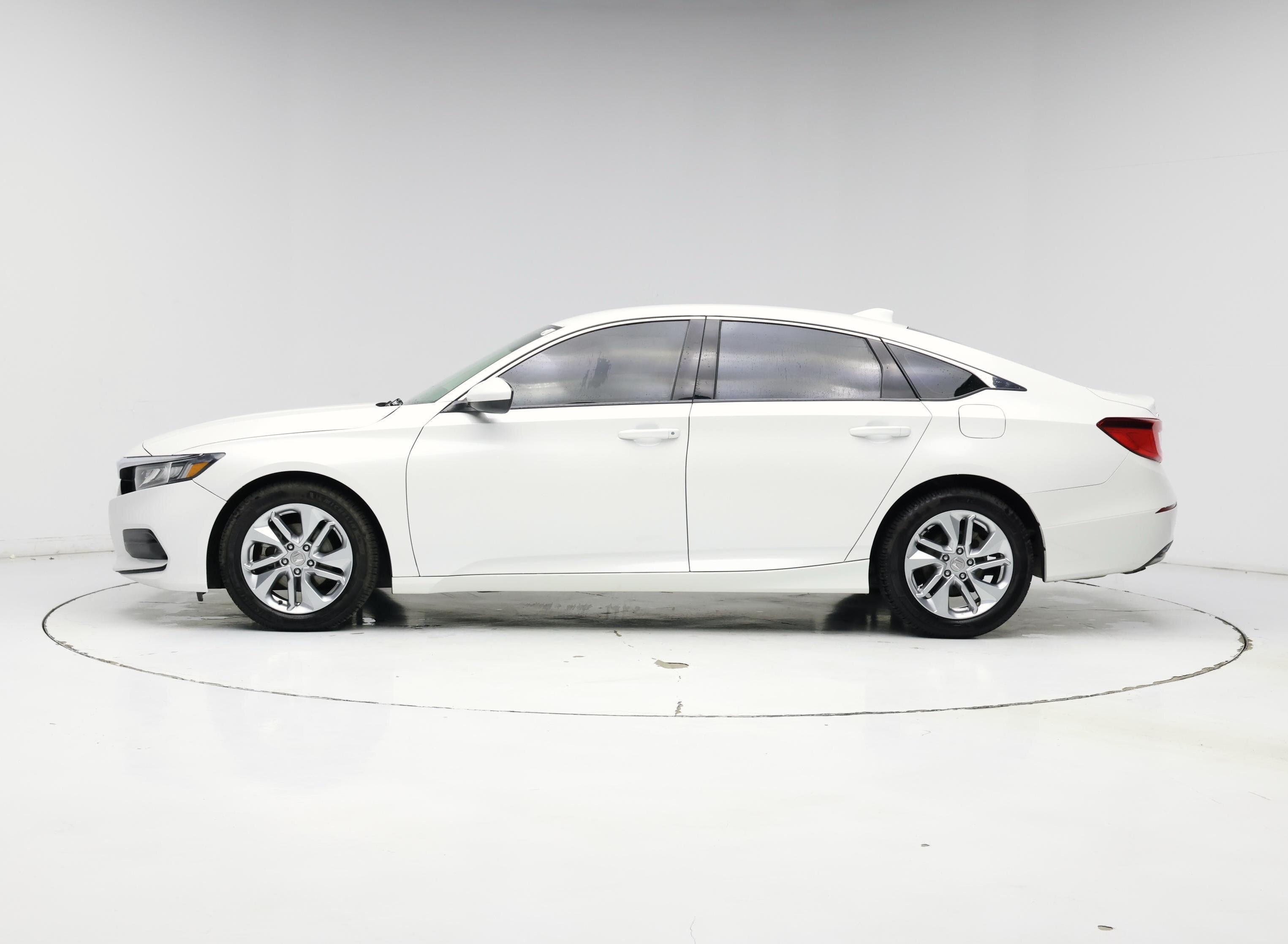 Thumbnail: 2018 Honda Accord - 3