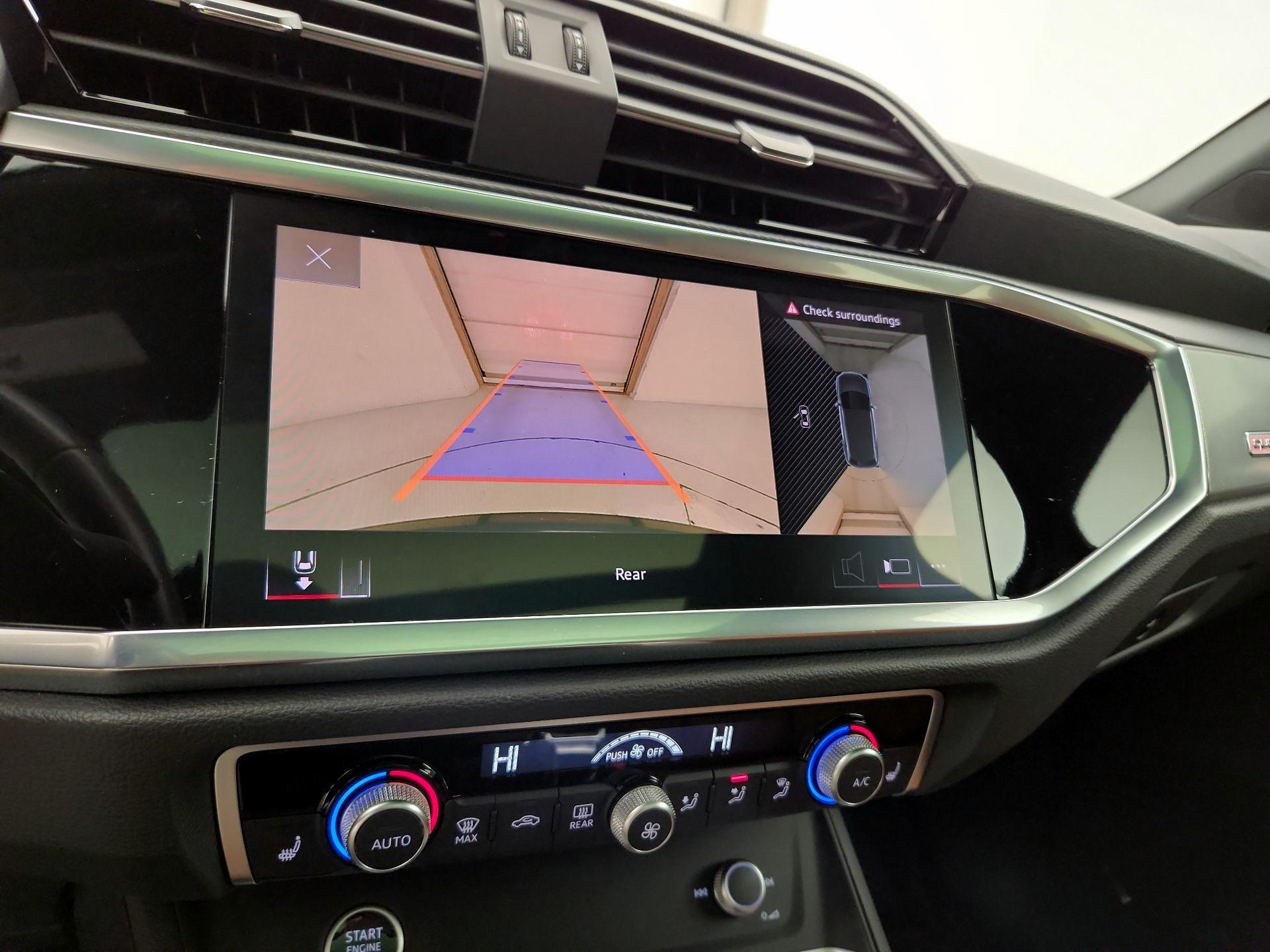 Thumbnail: 2023 Audi Q3 - 15