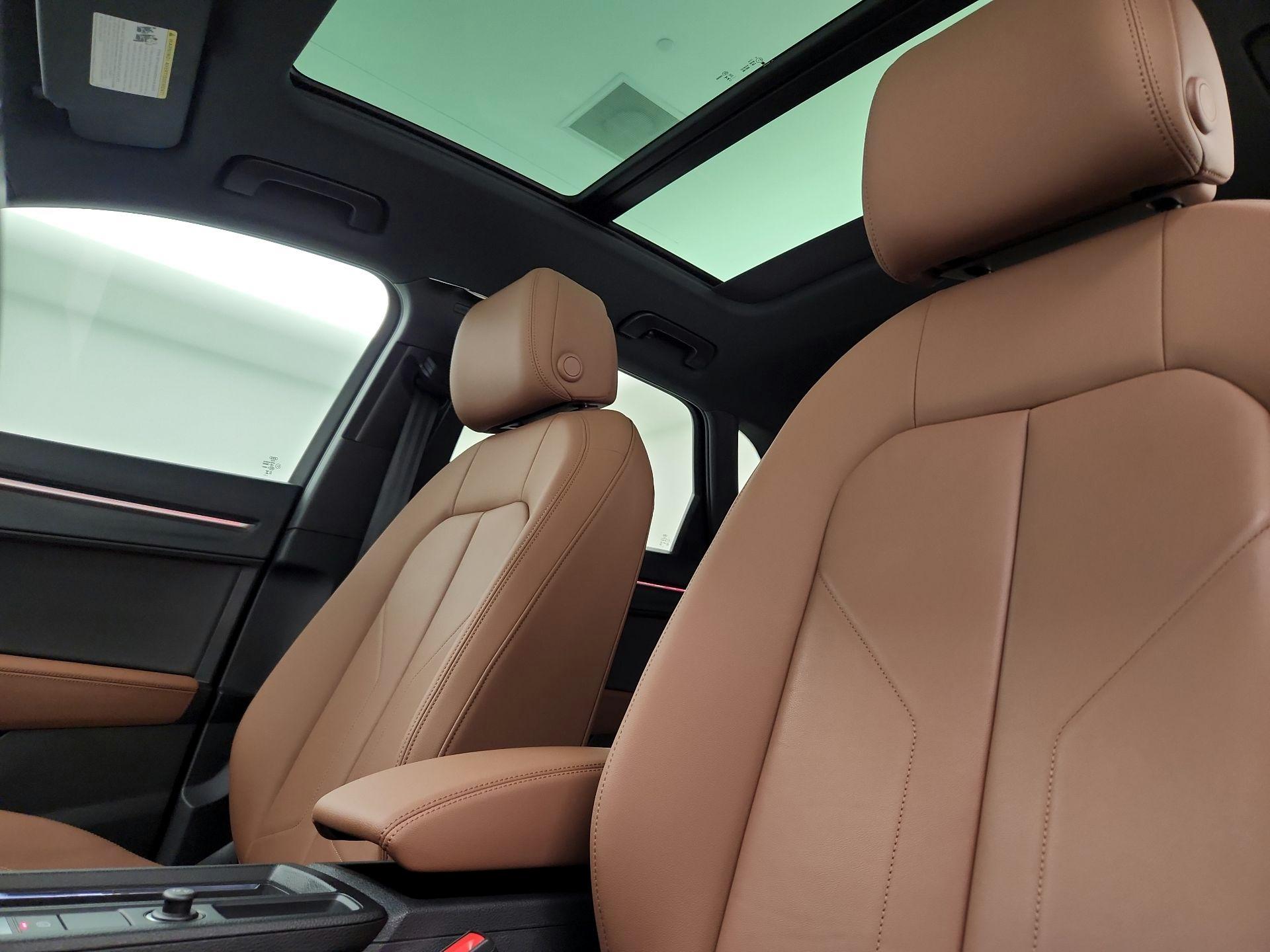 Thumbnail: 2023 Audi Q3 - 20