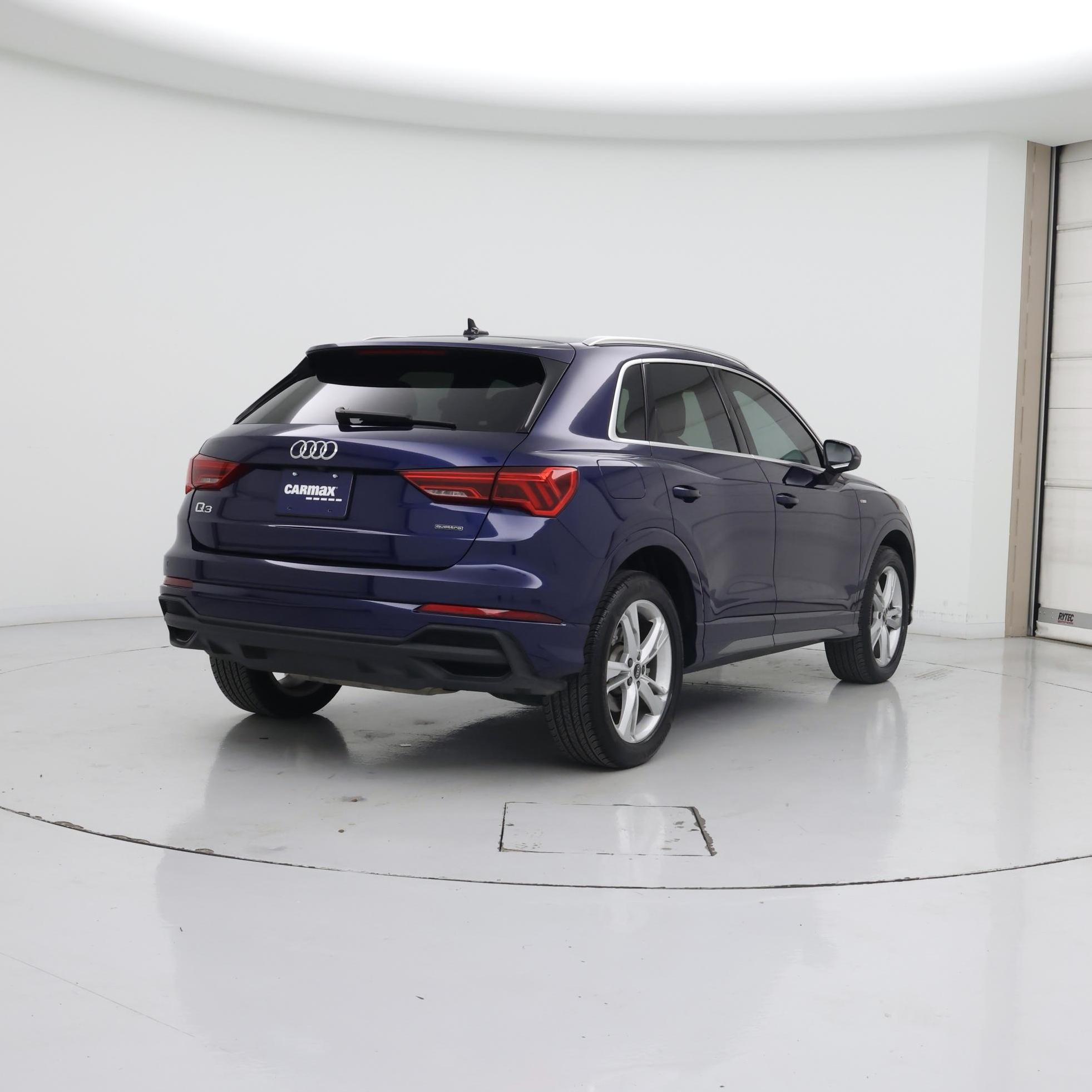 Thumbnail: 2023 Audi Q3 - 8